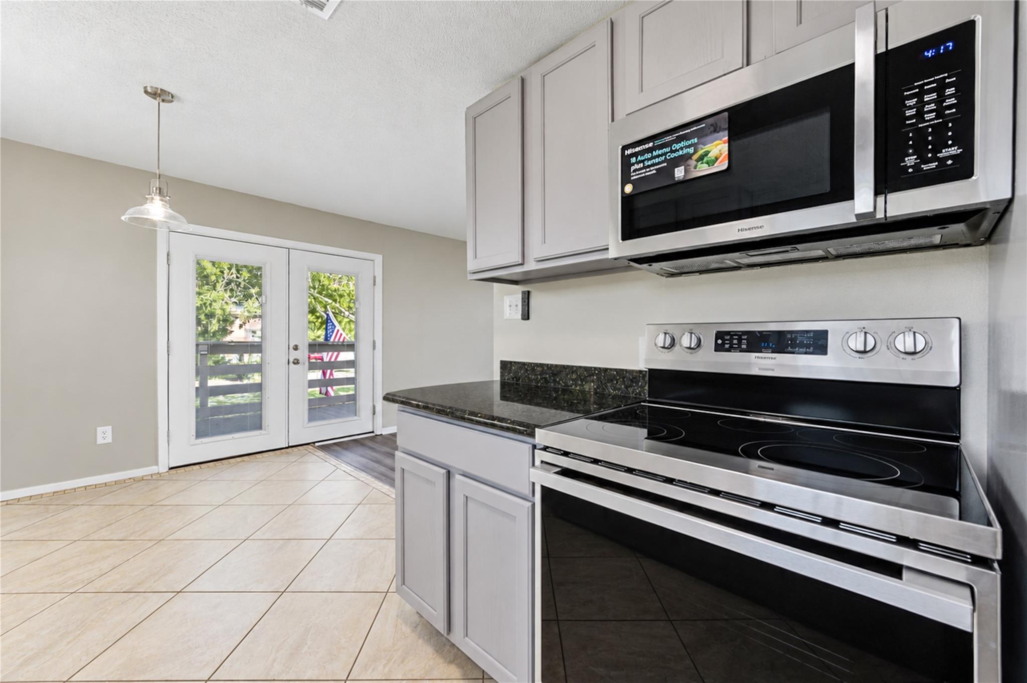 11605 Strom Property Photo 15