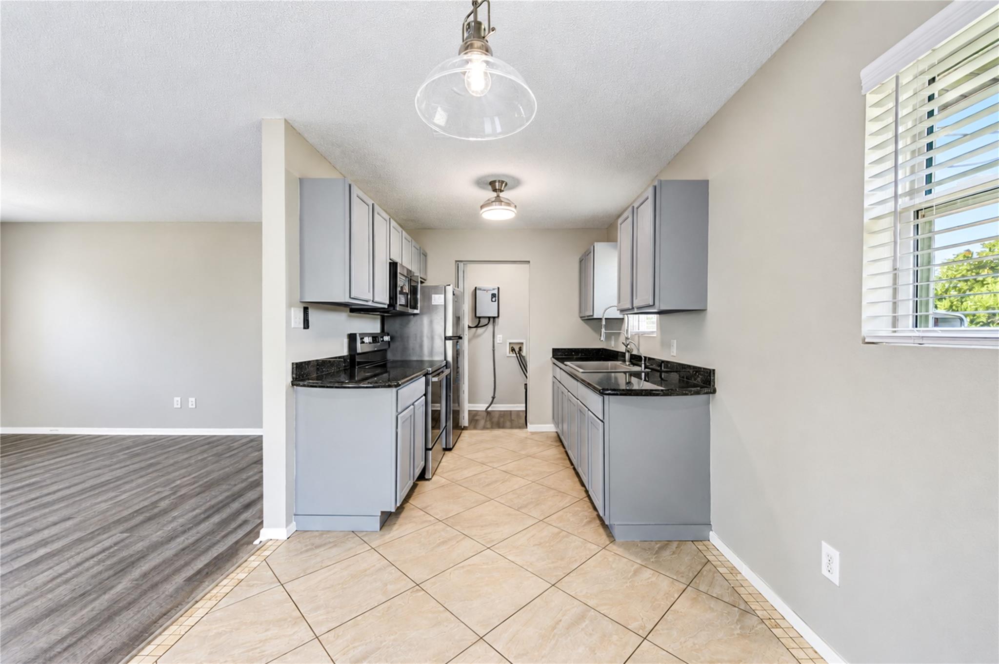 11605 Strom Property Photo 16