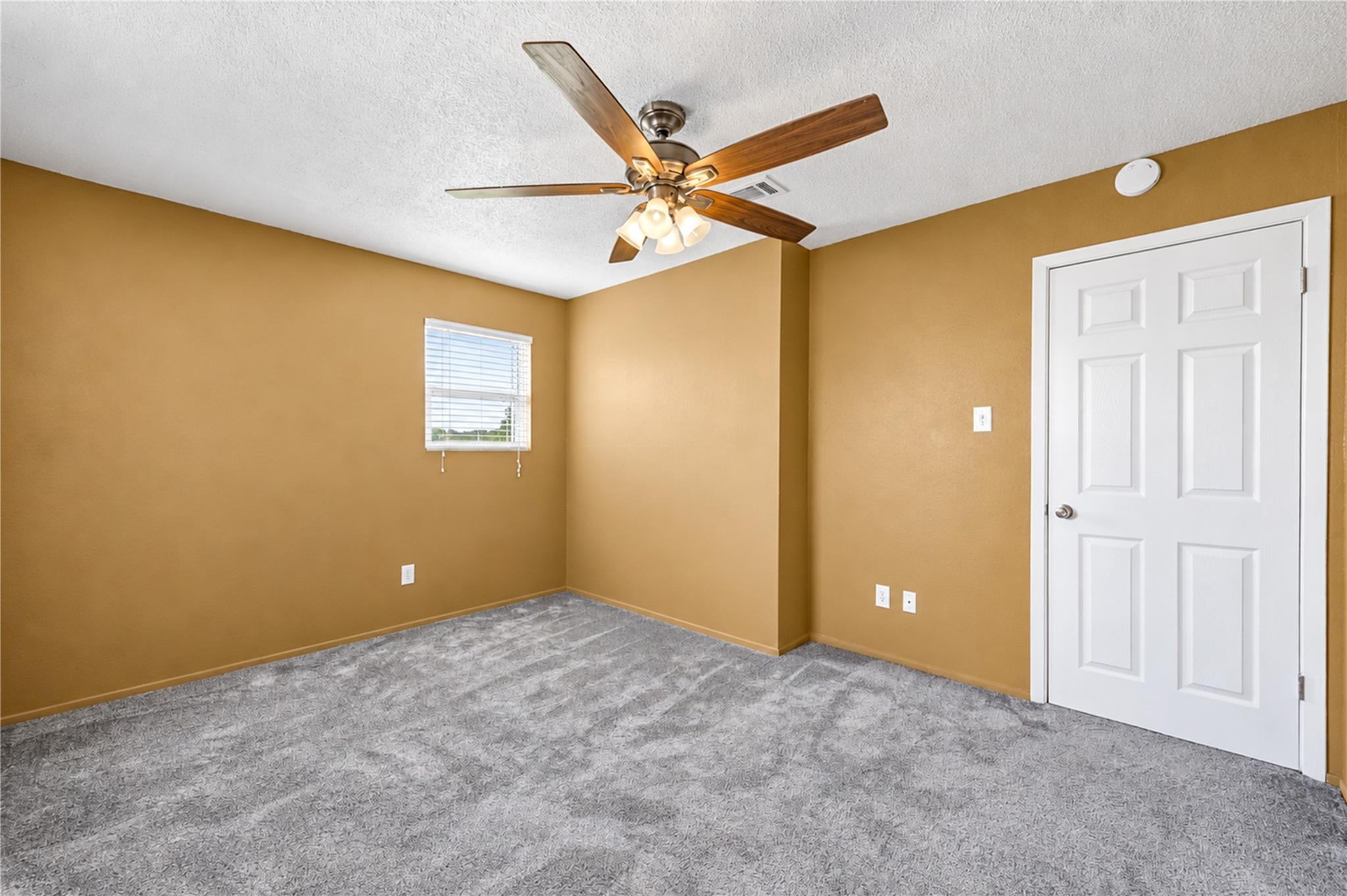 11605 Strom Property Photo 20