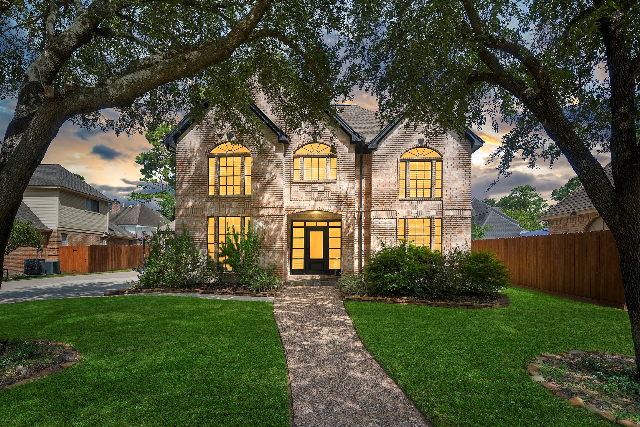 6786 Kestrel Court Property Photo 1