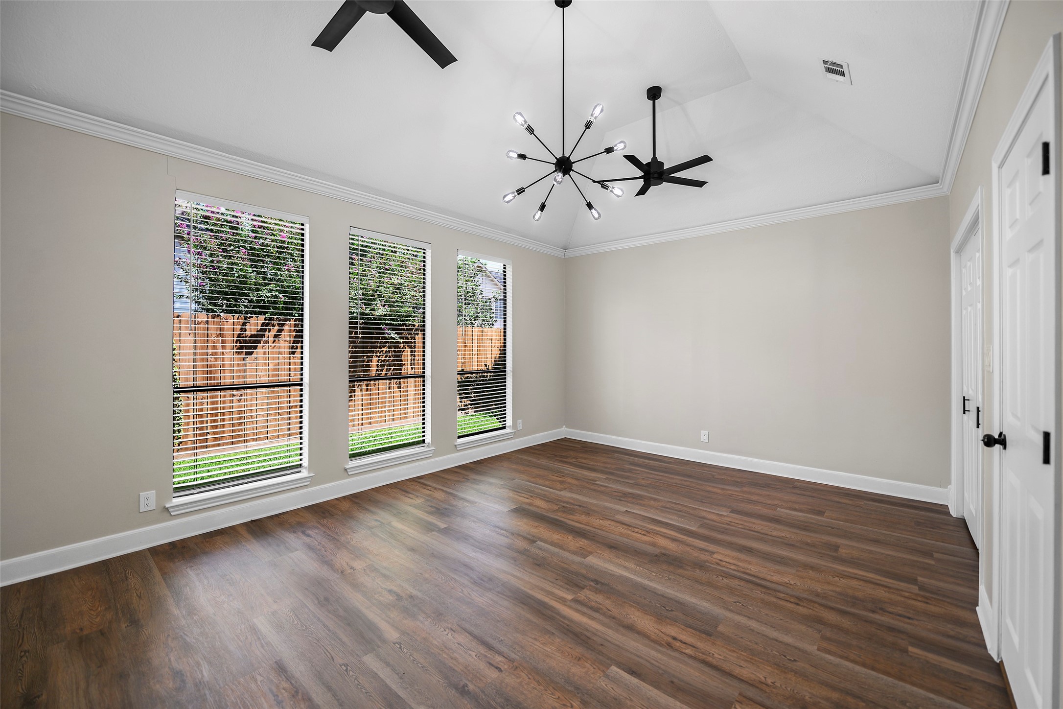 6786 Kestrel Court Property Photo 17