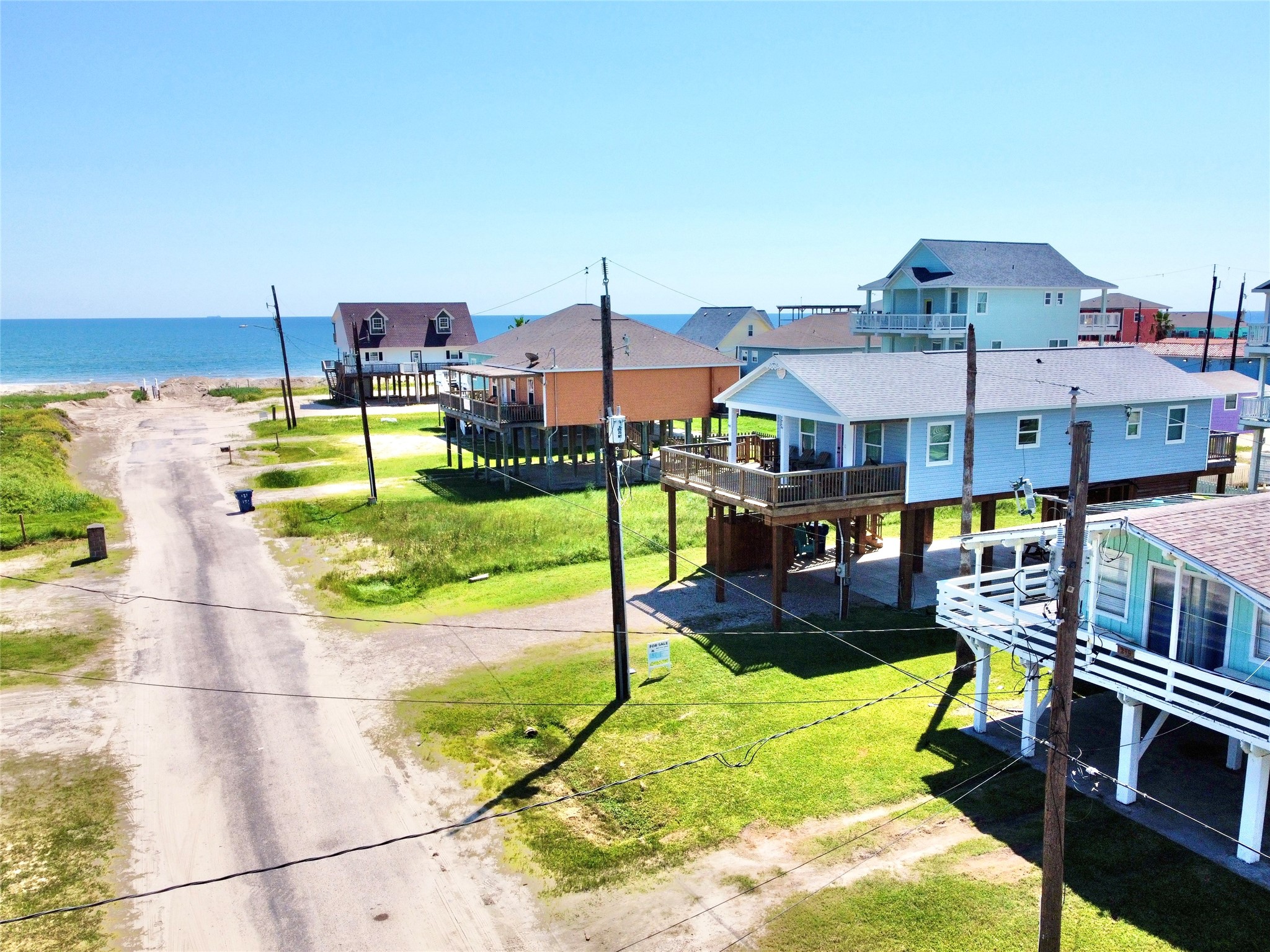 215 Driftwood Court Property Photo 1