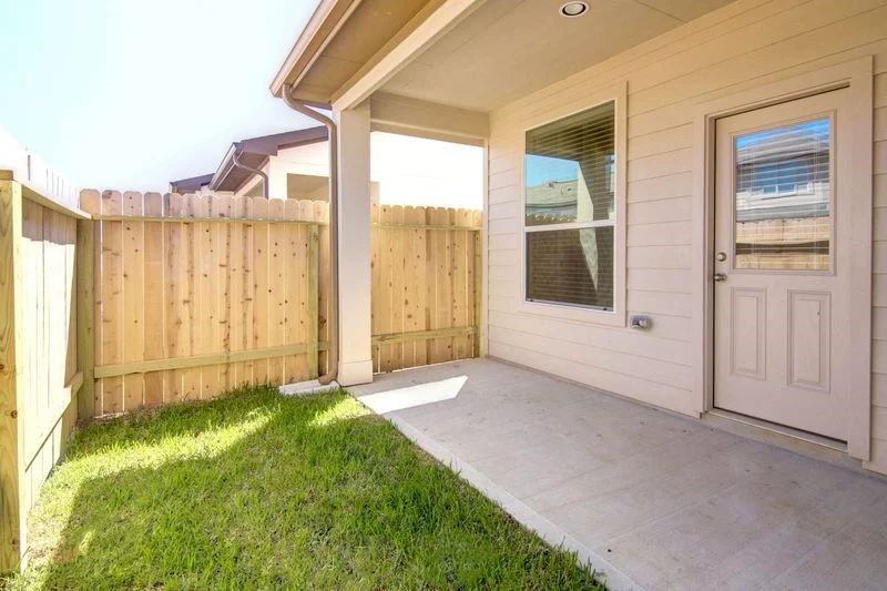 12315 Roy Mix Bohn Lane Property Photo 2