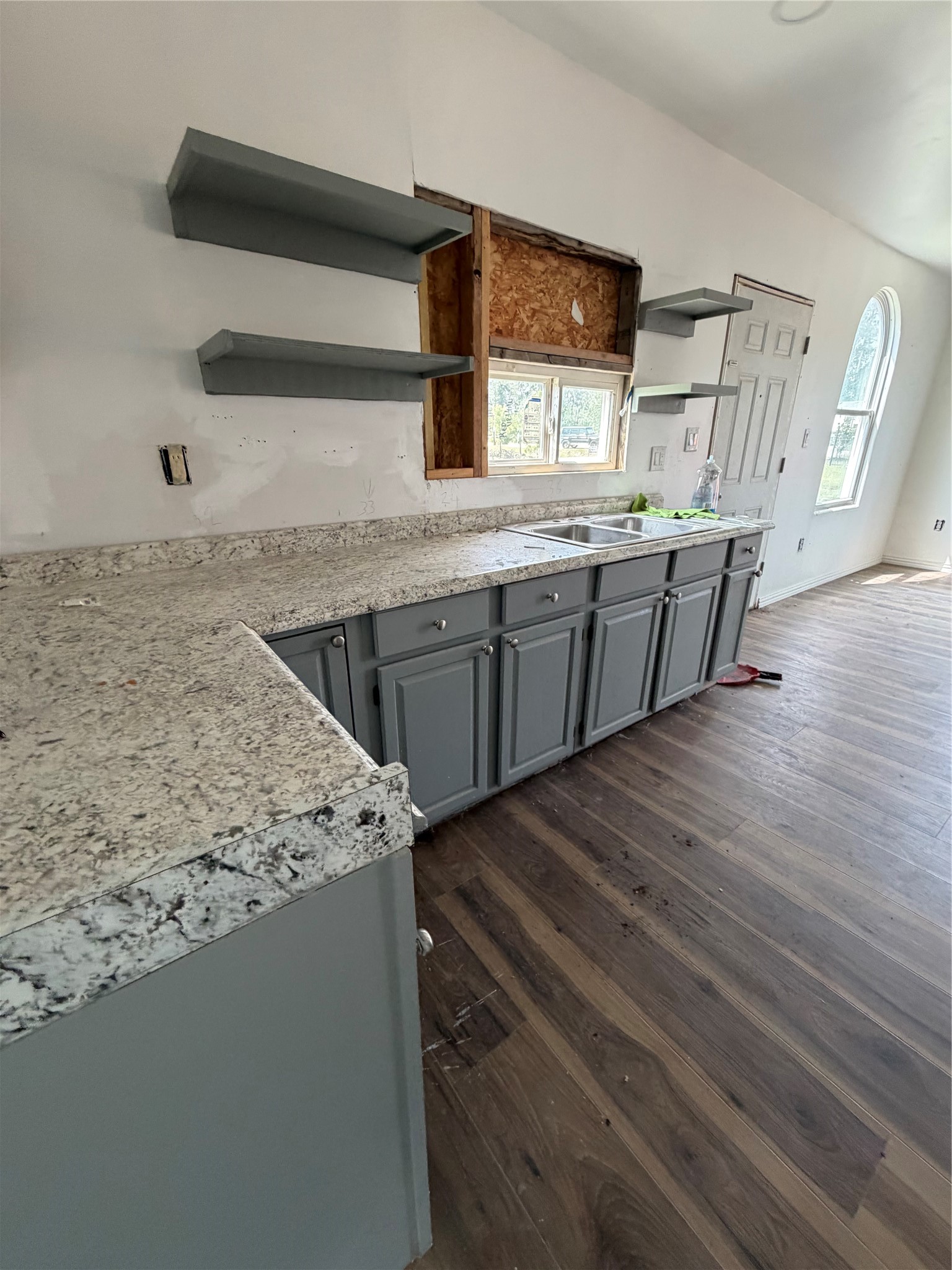8024 Elise Nicole Drive Property Photo 12