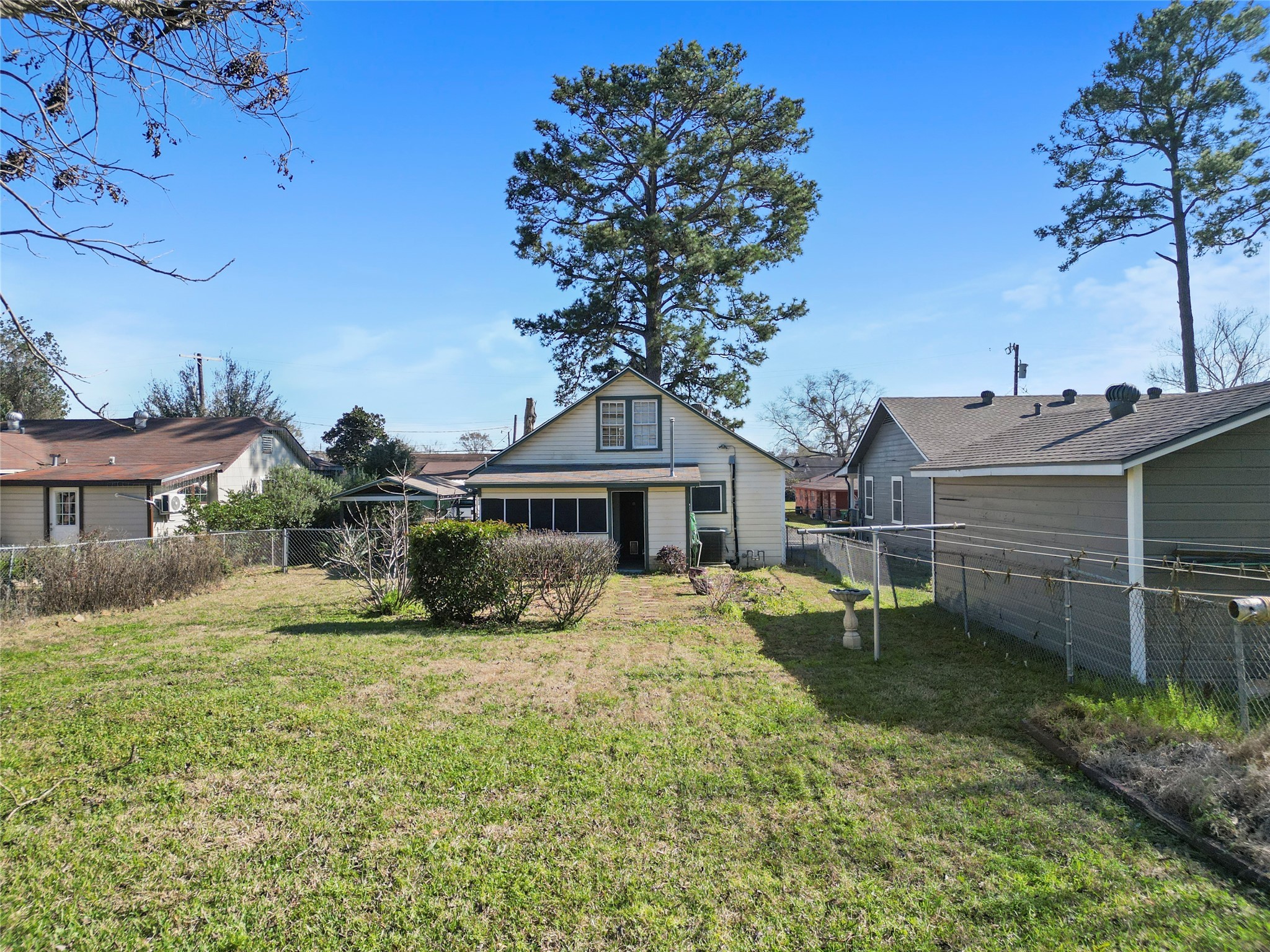 1004 Mccall Avenue Property Photo 18