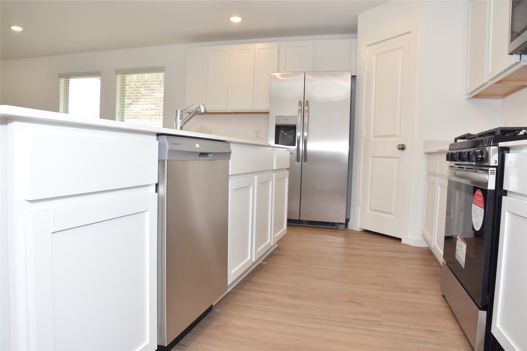 5135 Sunvalley Bend Drive Property Photo 11