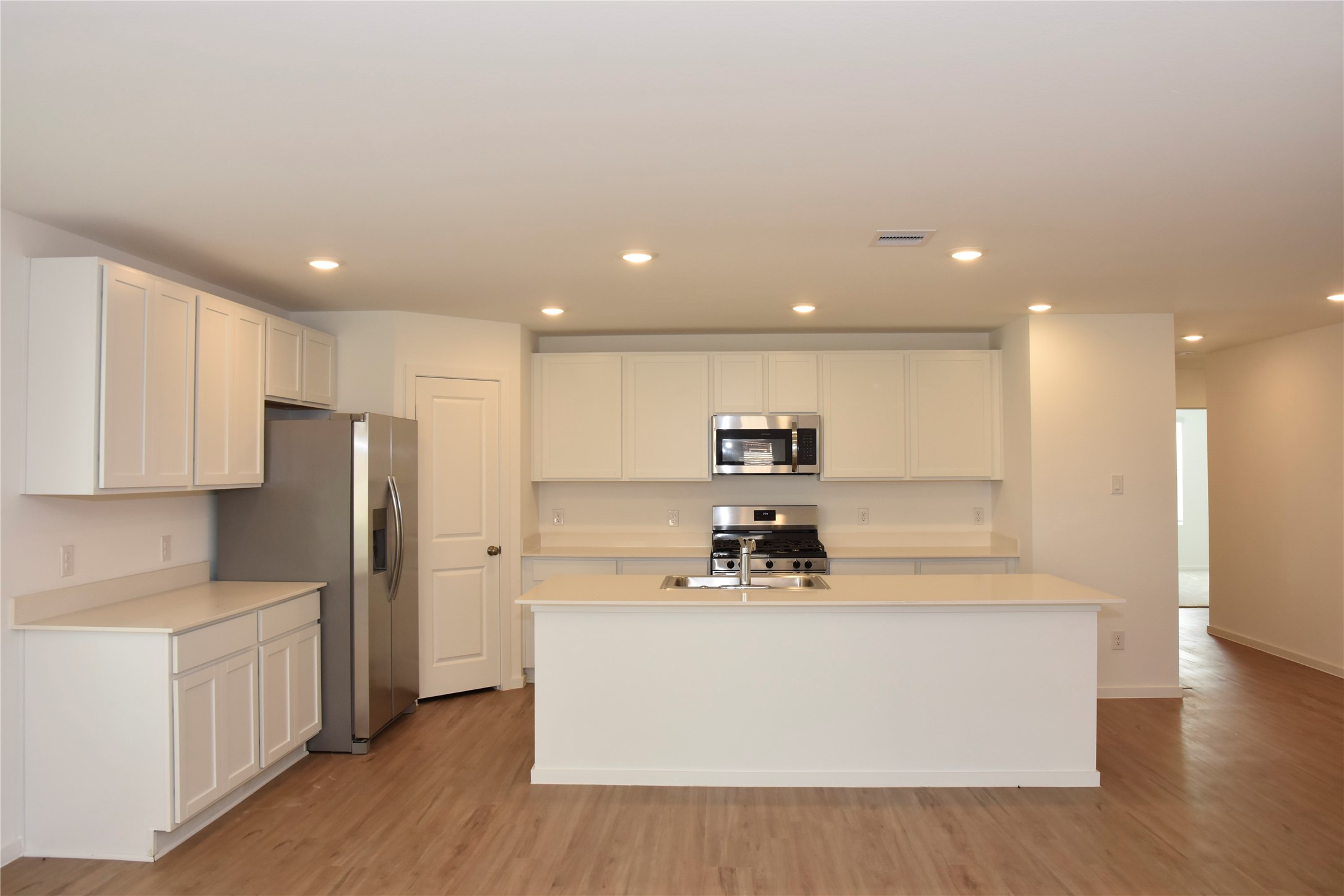 5135 Sunvalley Bend Drive Property Photo 15