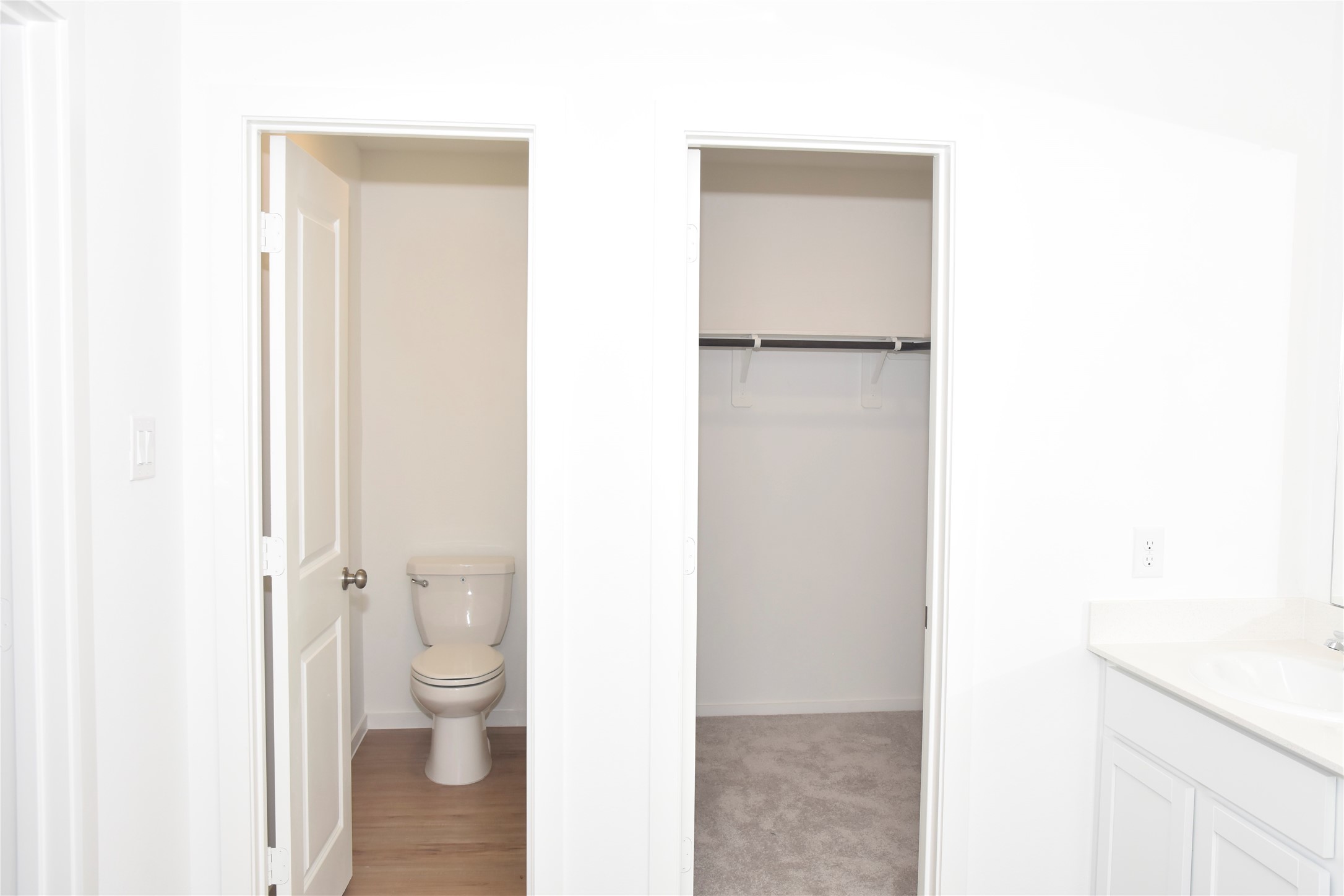 5135 Sunvalley Bend Drive Property Photo 18