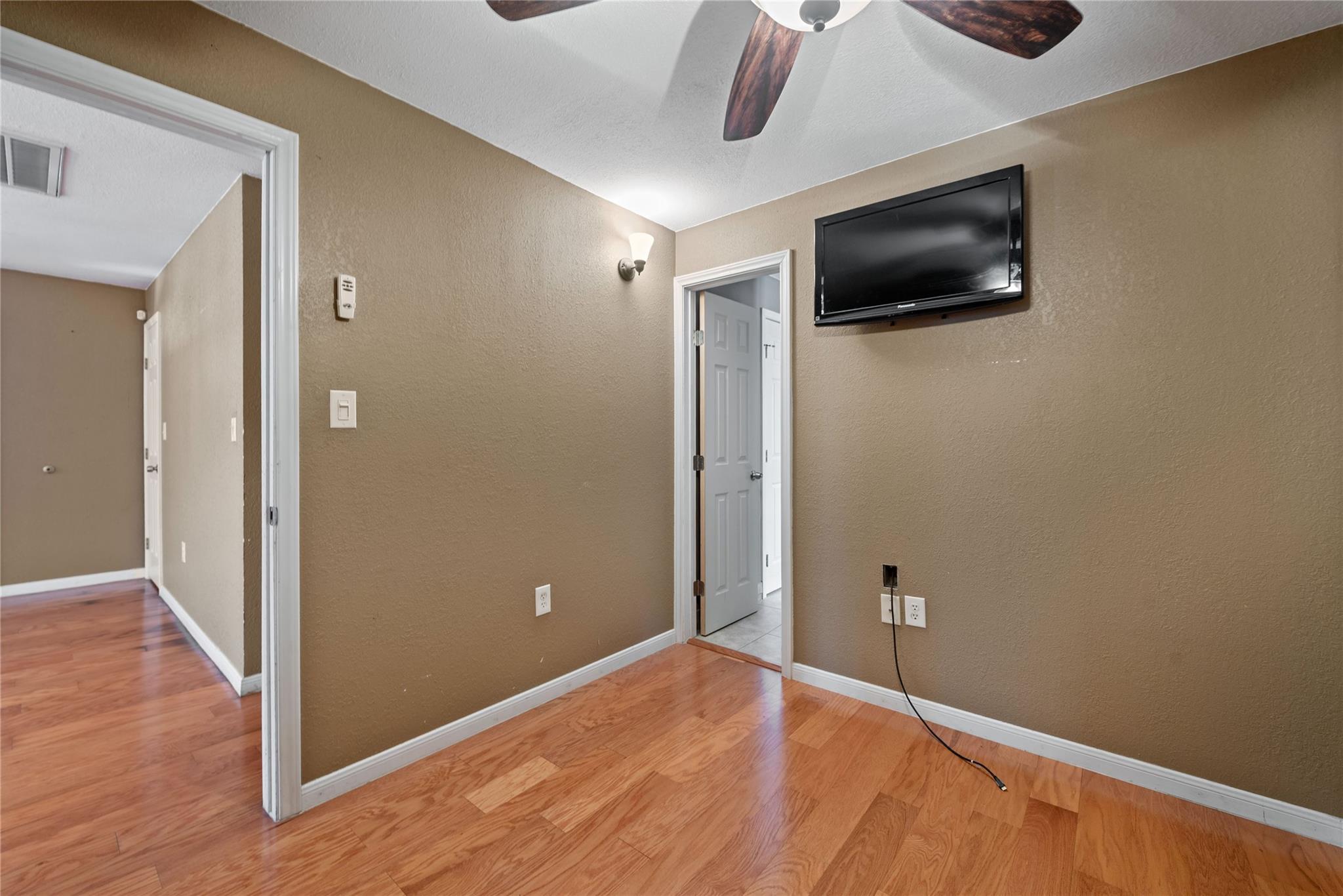 10702 River Oaks Drive Property Photo 11