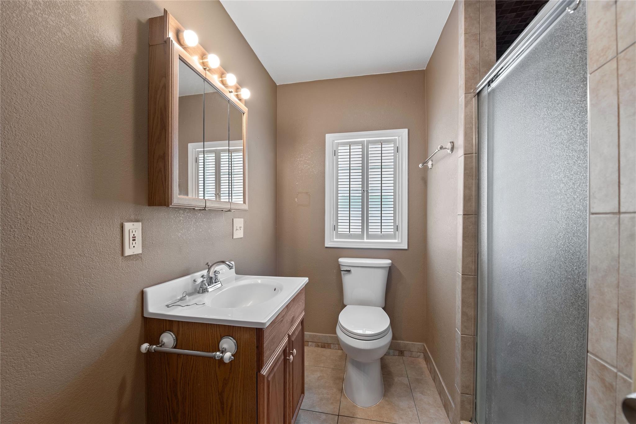 10702 River Oaks Drive Property Photo 12