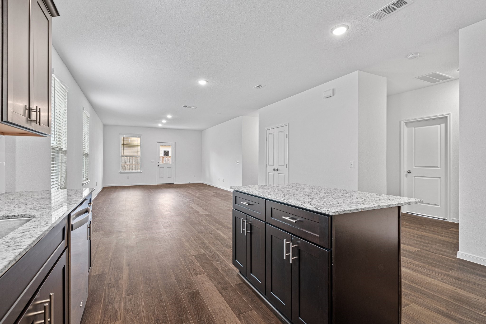 13582 Myrtle Gardens Boulevard Property Photo 6