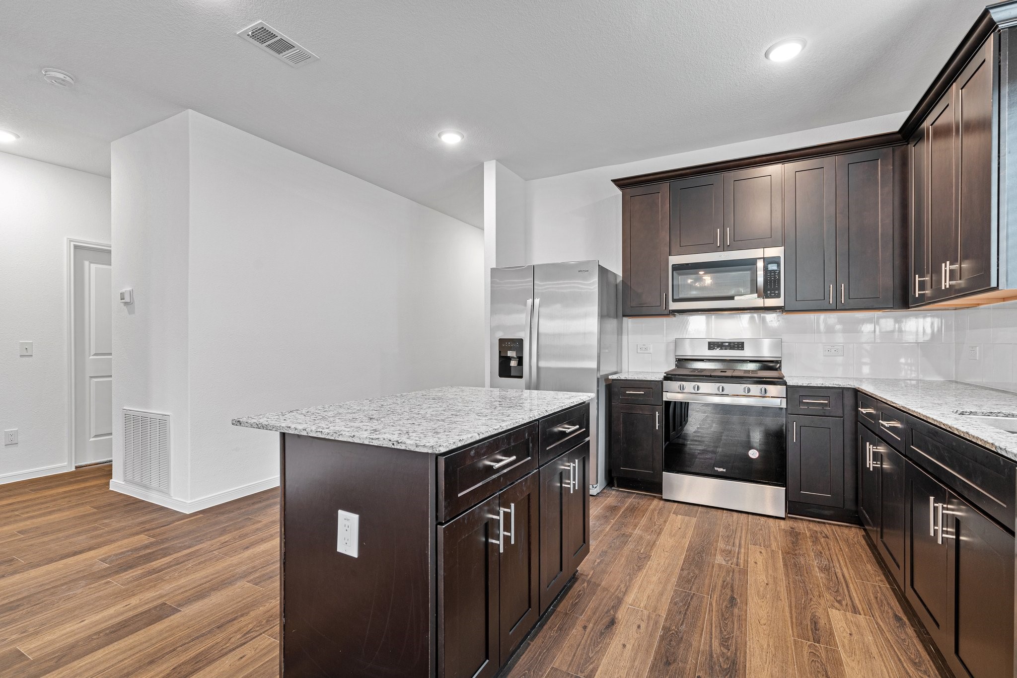 13582 Myrtle Gardens Boulevard Property Photo 7