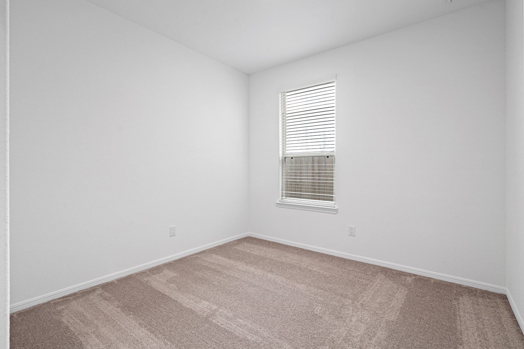 13582 Myrtle Gardens Boulevard Property Photo 19