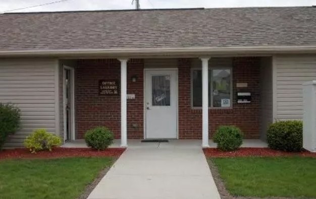 25 Vine St Property Photo 3