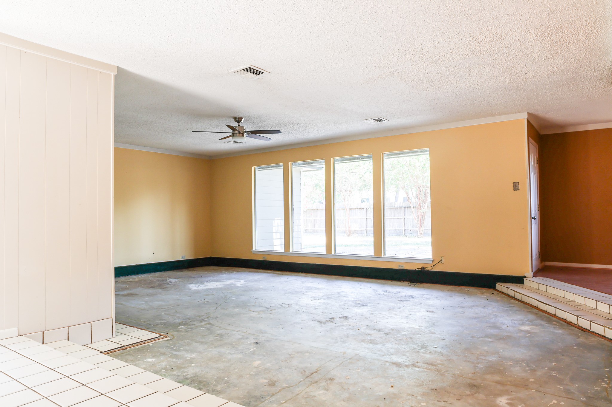 13226 Holston Hills Drive Property Photo 5
