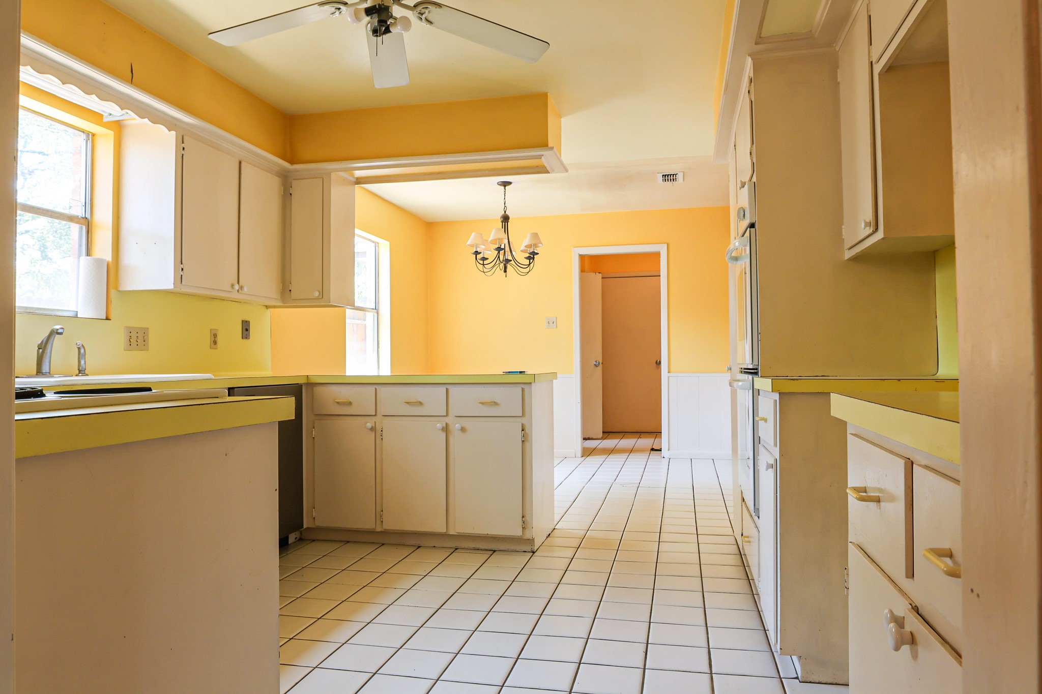 13226 Holston Hills Drive Property Photo 6