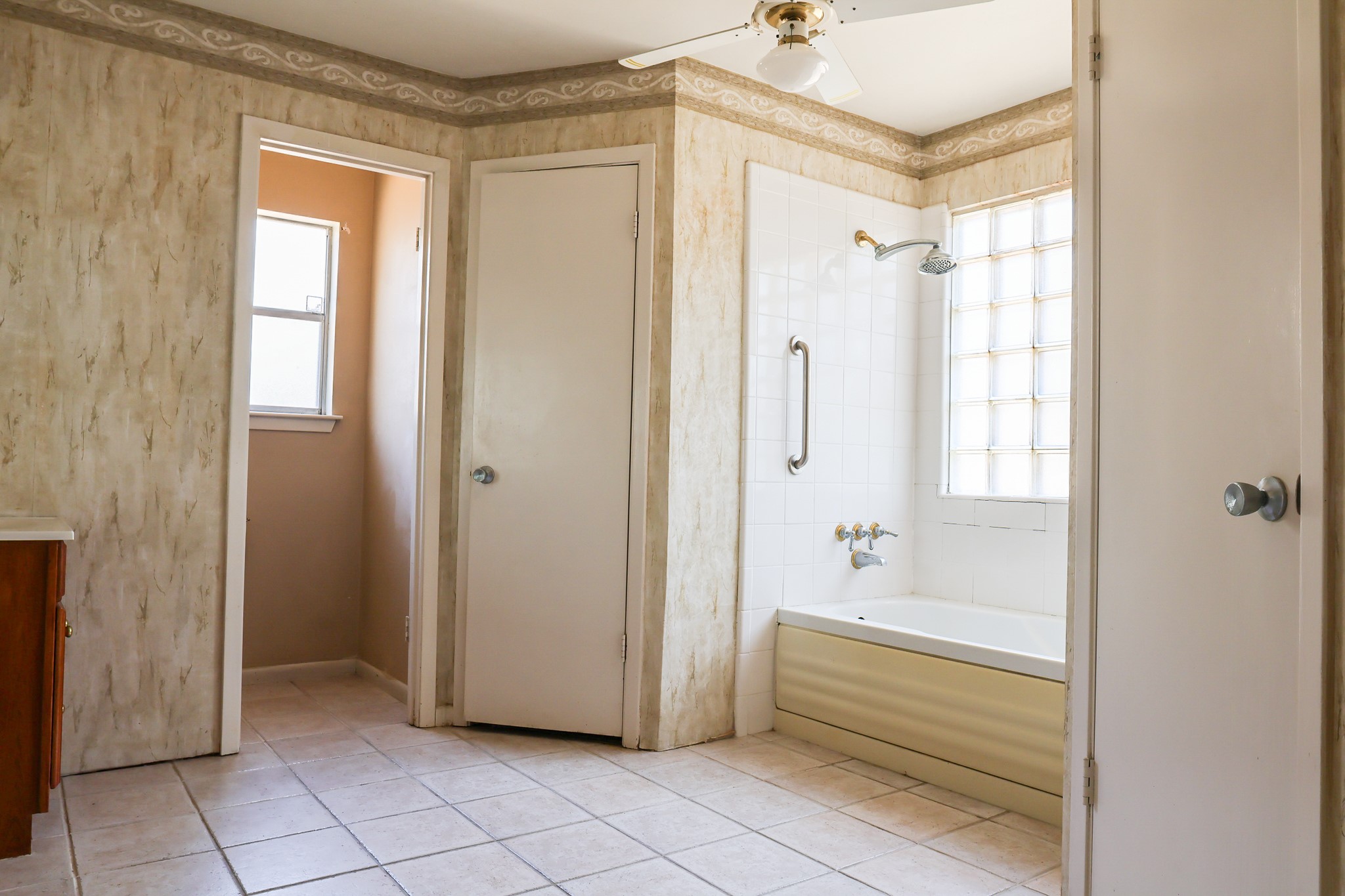 13226 Holston Hills Drive Property Photo 14