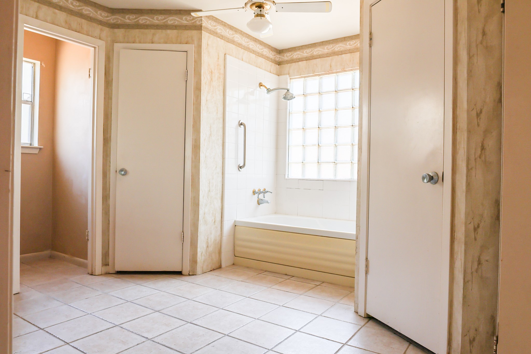 13226 Holston Hills Drive Property Photo 15