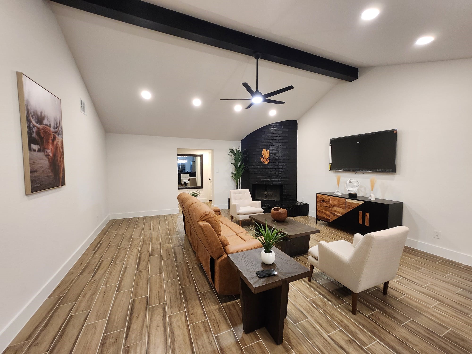 22107 Goldstone Drive Property Photo 3