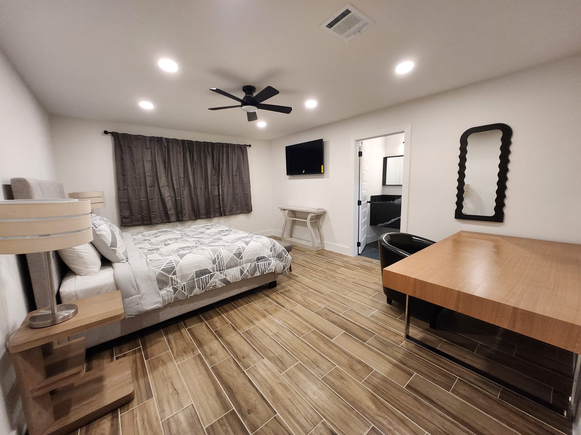 22107 Goldstone Drive Property Photo 9
