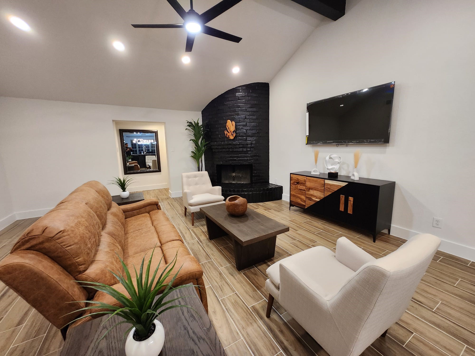 22107 Goldstone Drive Property Photo 14