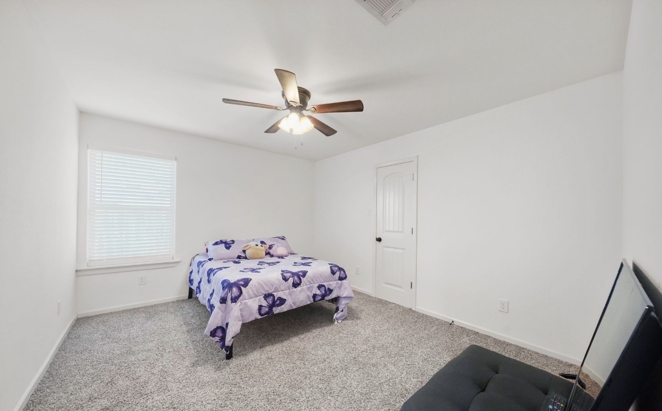 326 Cartersville Street Property Photo 10