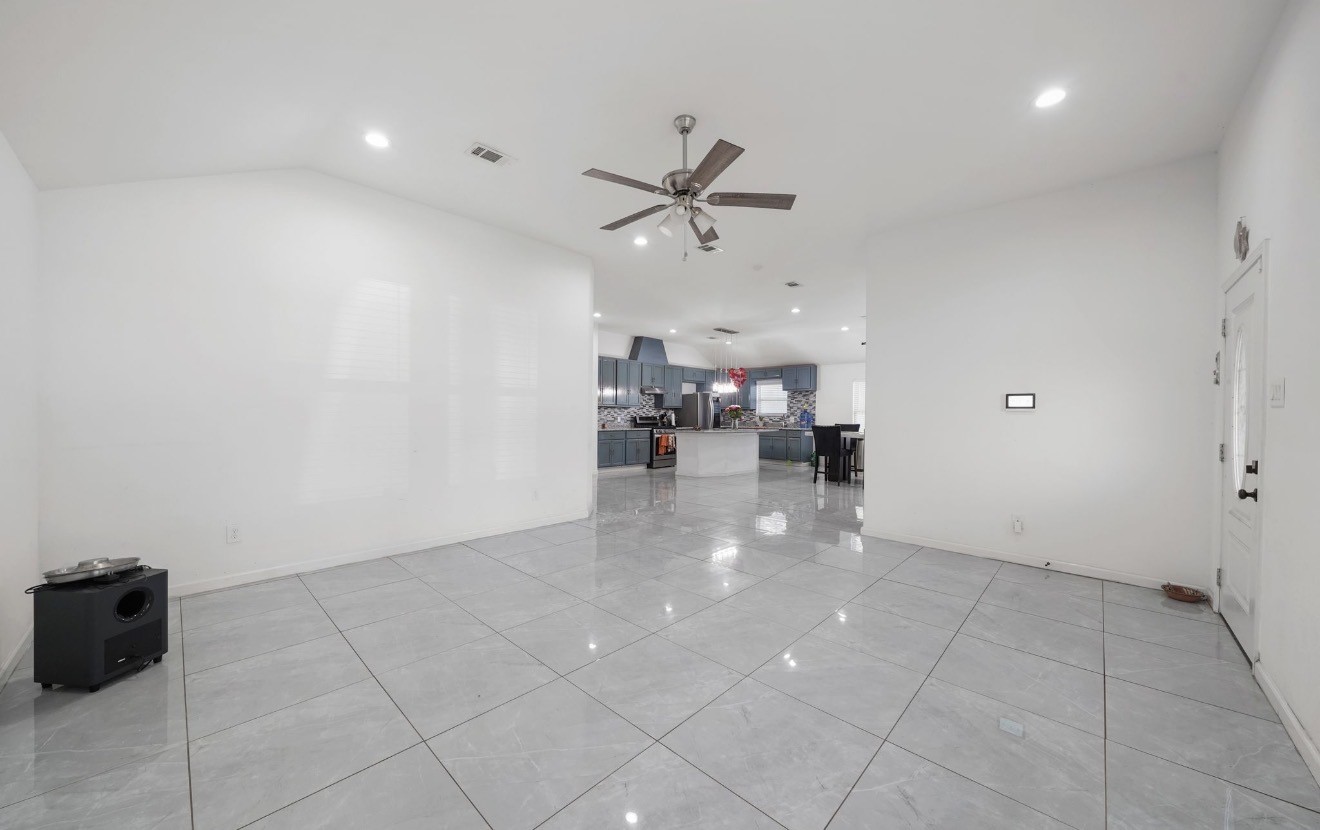 326 Cartersville Street Property Photo 13