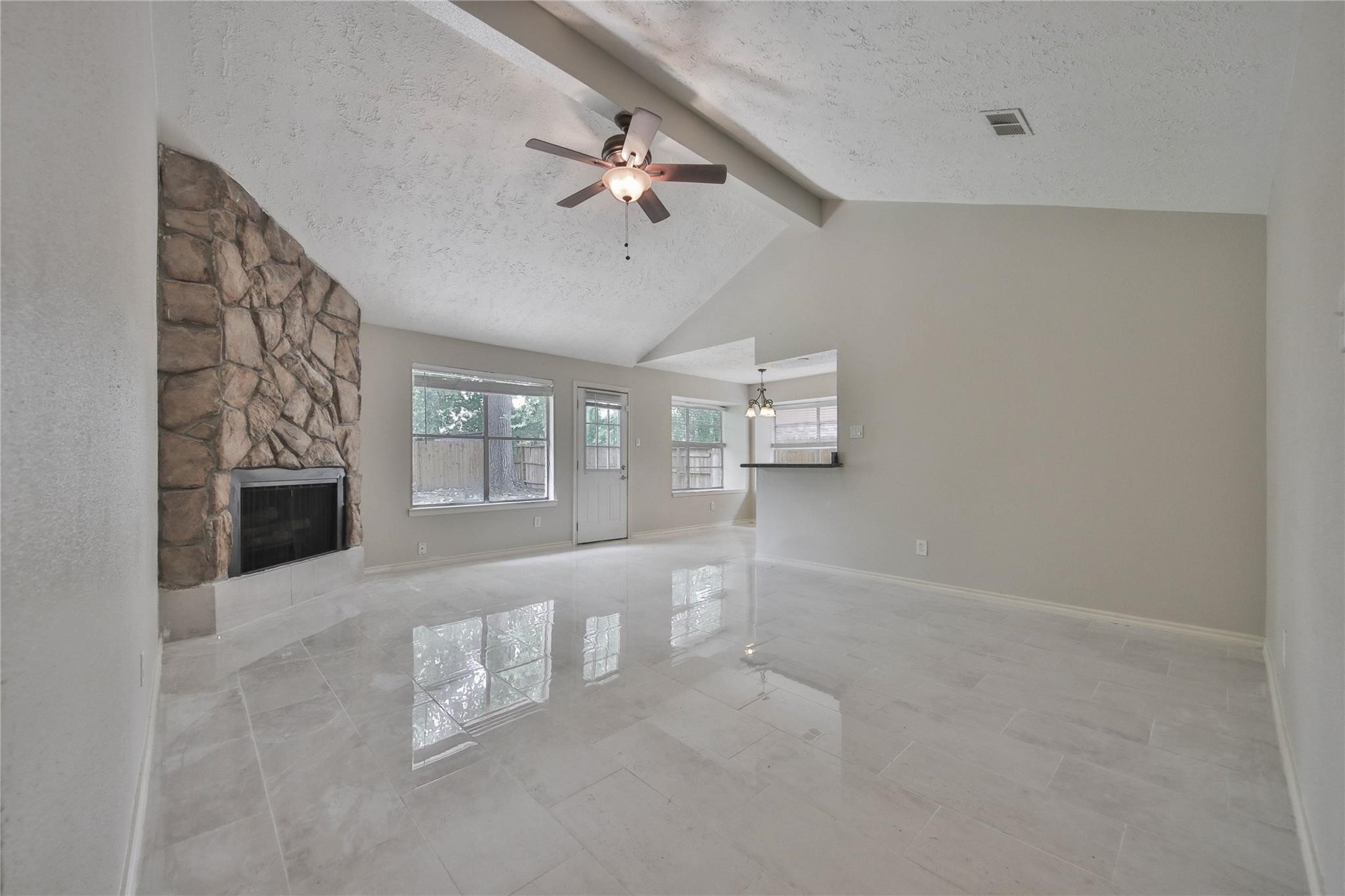 10018 King Ranch Lane Property Photo 2