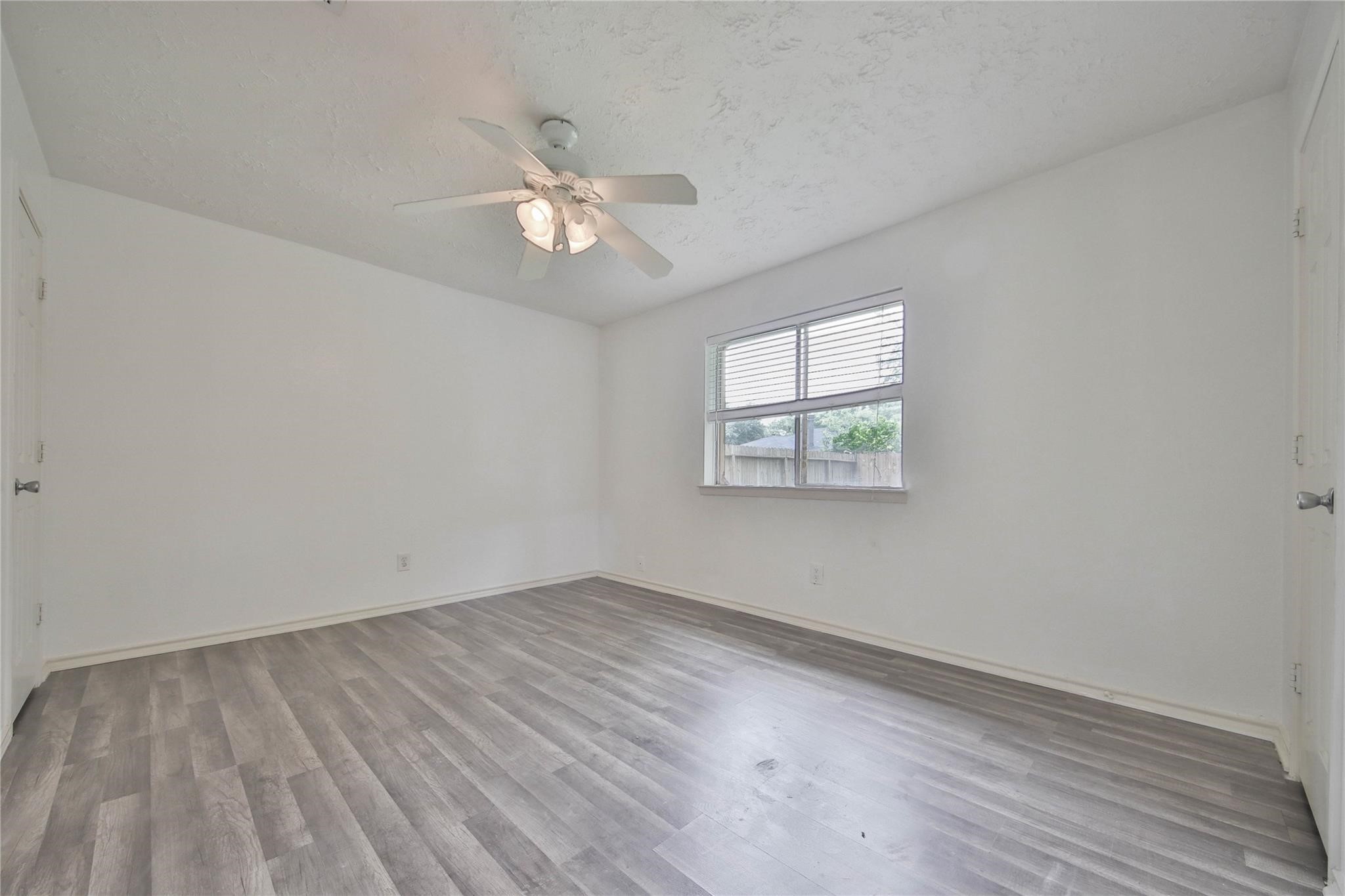 10018 King Ranch Lane Property Photo 6