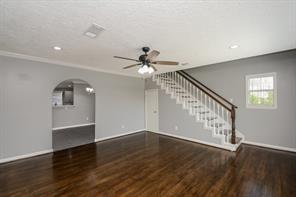 4838 Delano Street B Property Photo 4