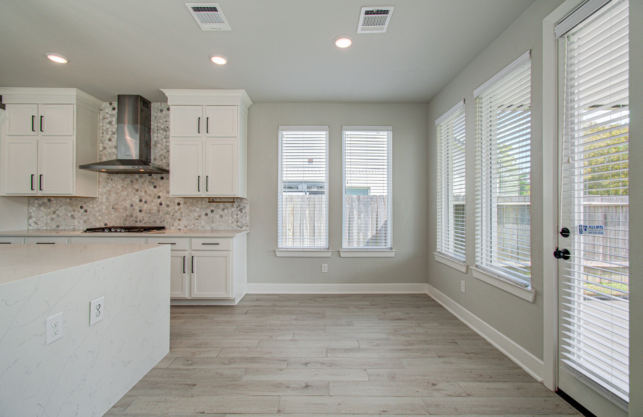 3002 Olive Meadow Court Property Photo 11