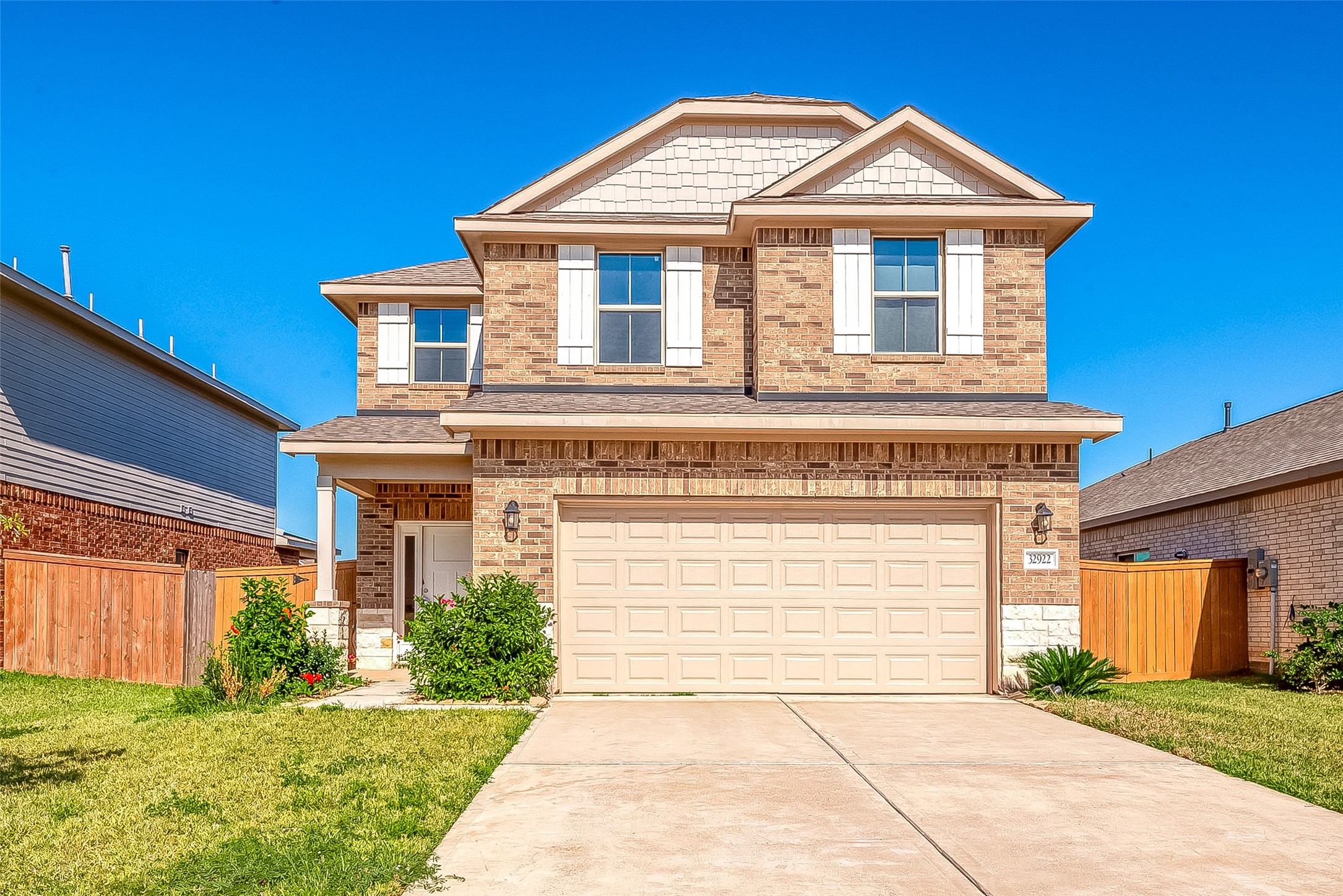 32922 Silver Meadow Way Property Photo 2