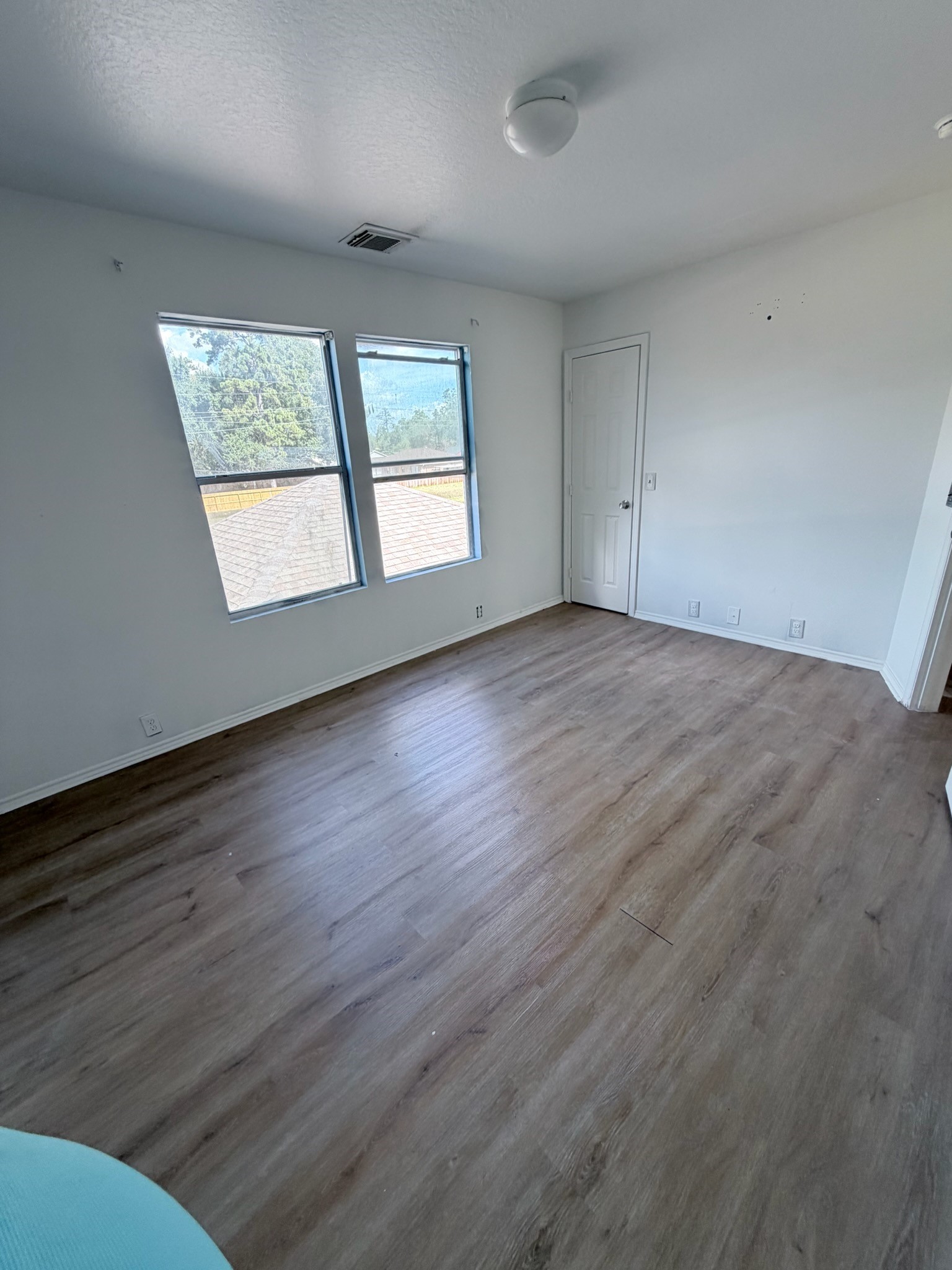 2211 Walnut Fair Lane Property Photo 9