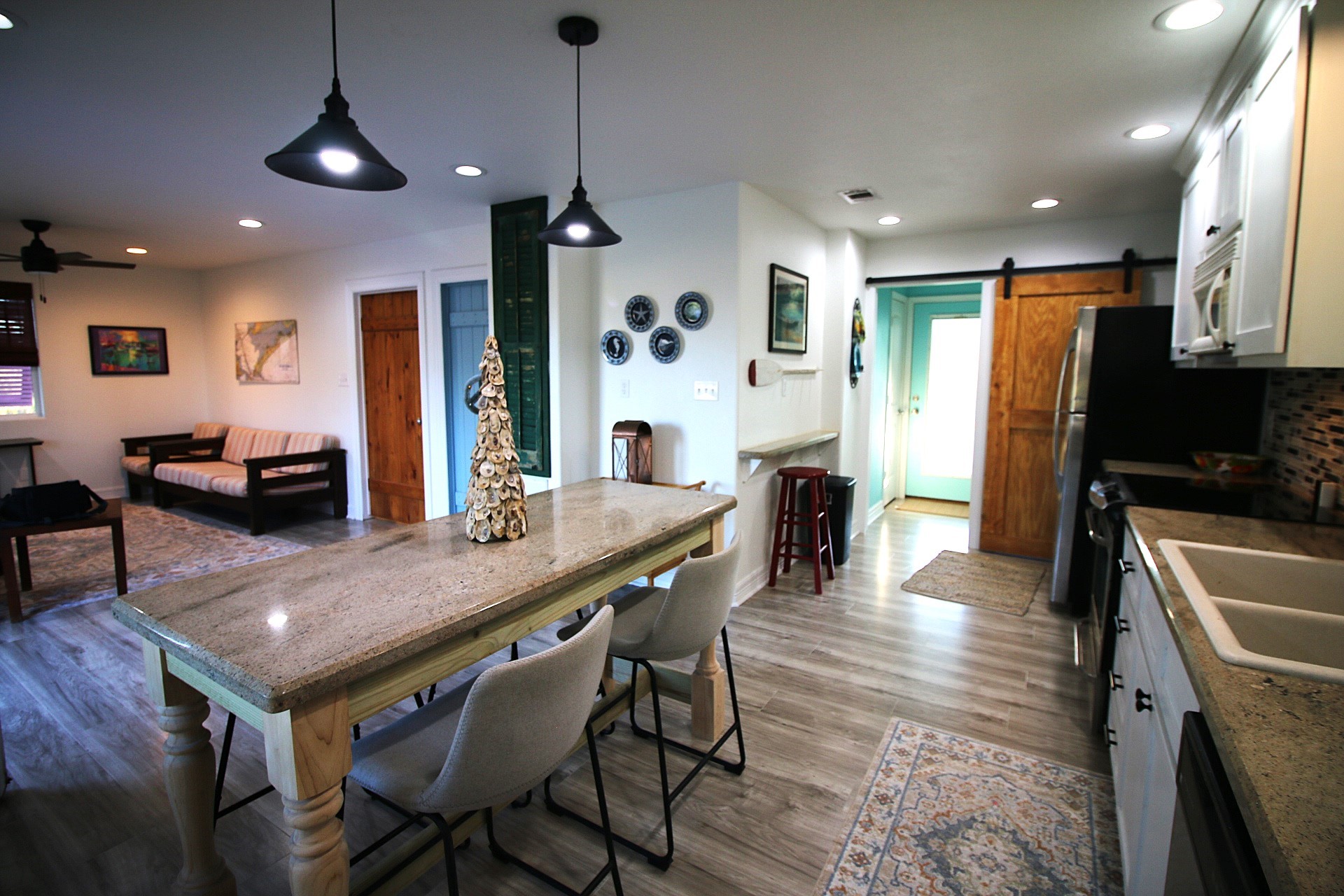 1061 O'neil Road Property Photo 3