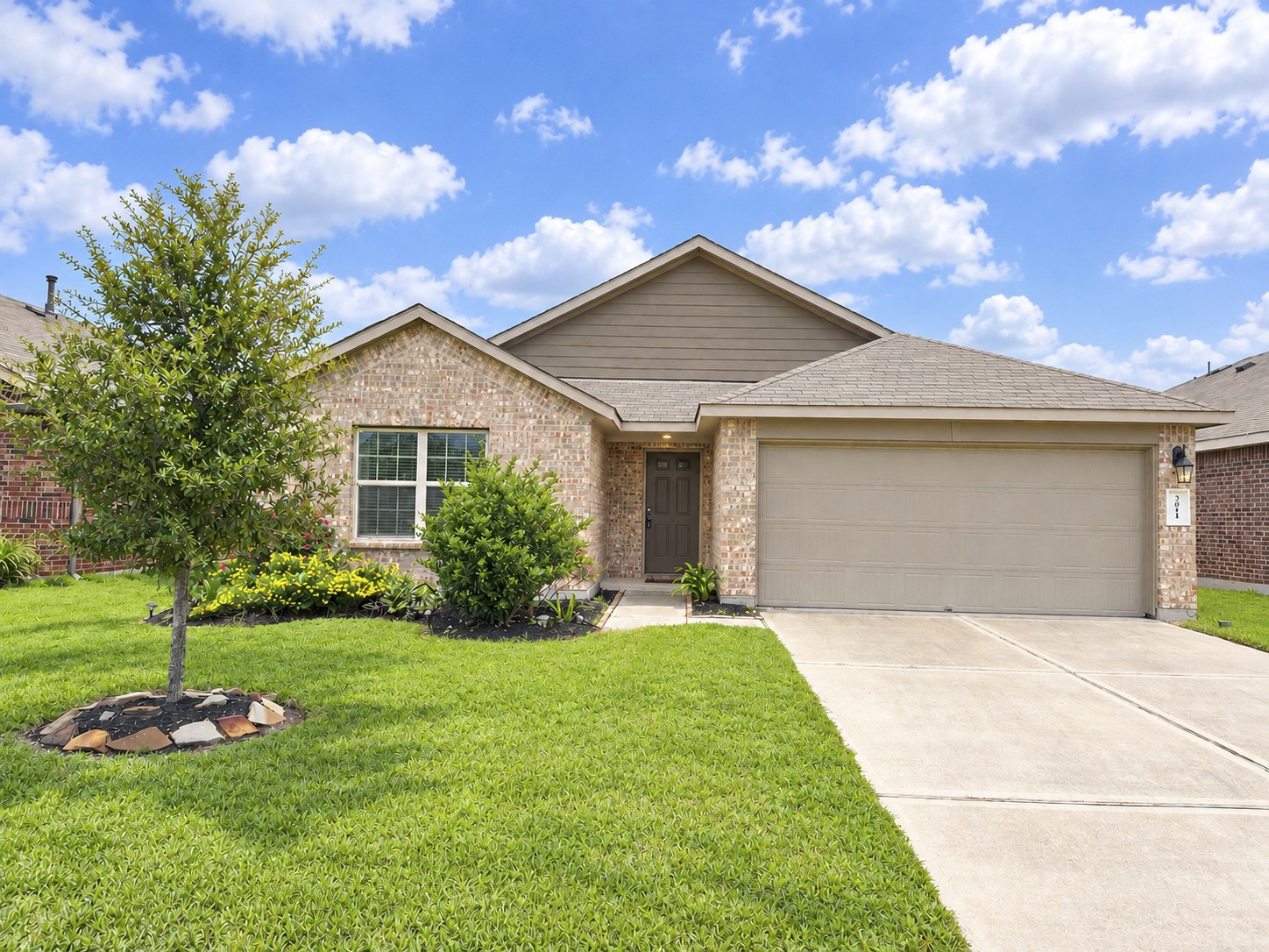 3011 Darlington Court Property Photo 1
