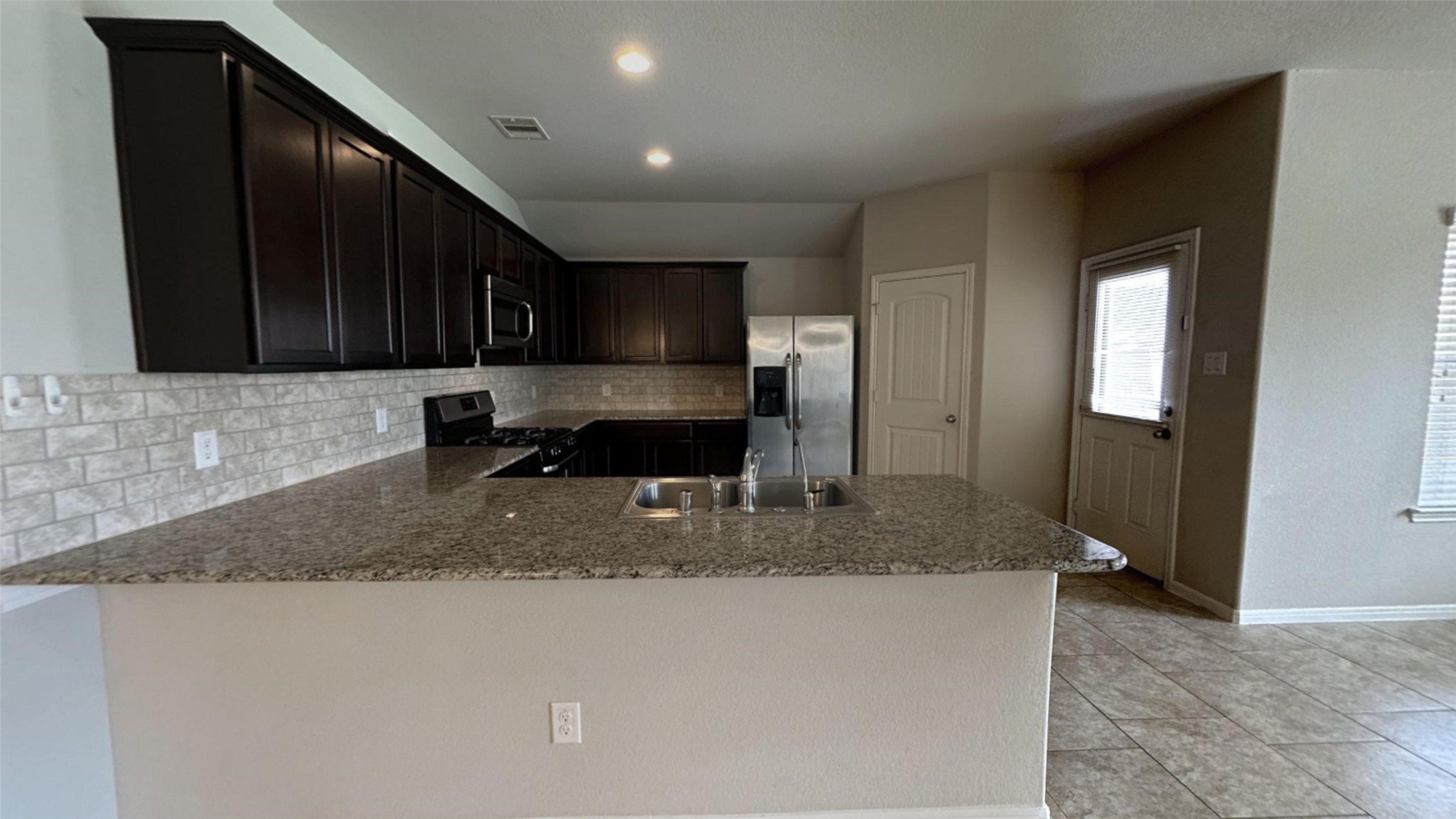 3011 Darlington Court Property Photo 5