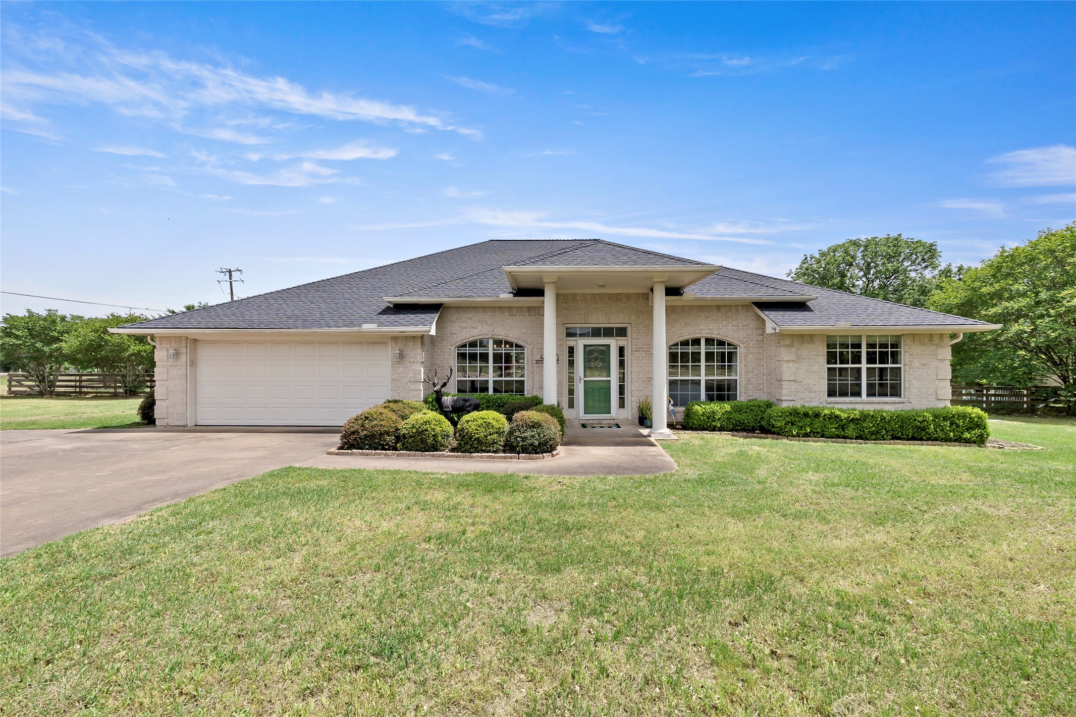 4086 Austins Crossing Property Photo