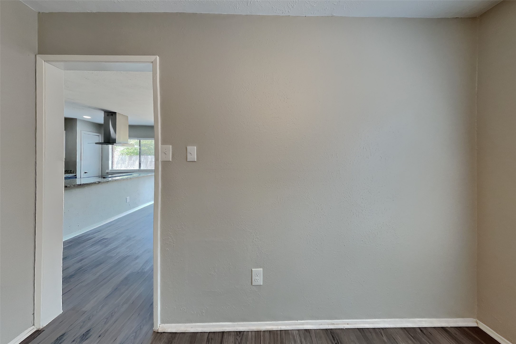 6714 Loch Langham Drive Property Photo 7