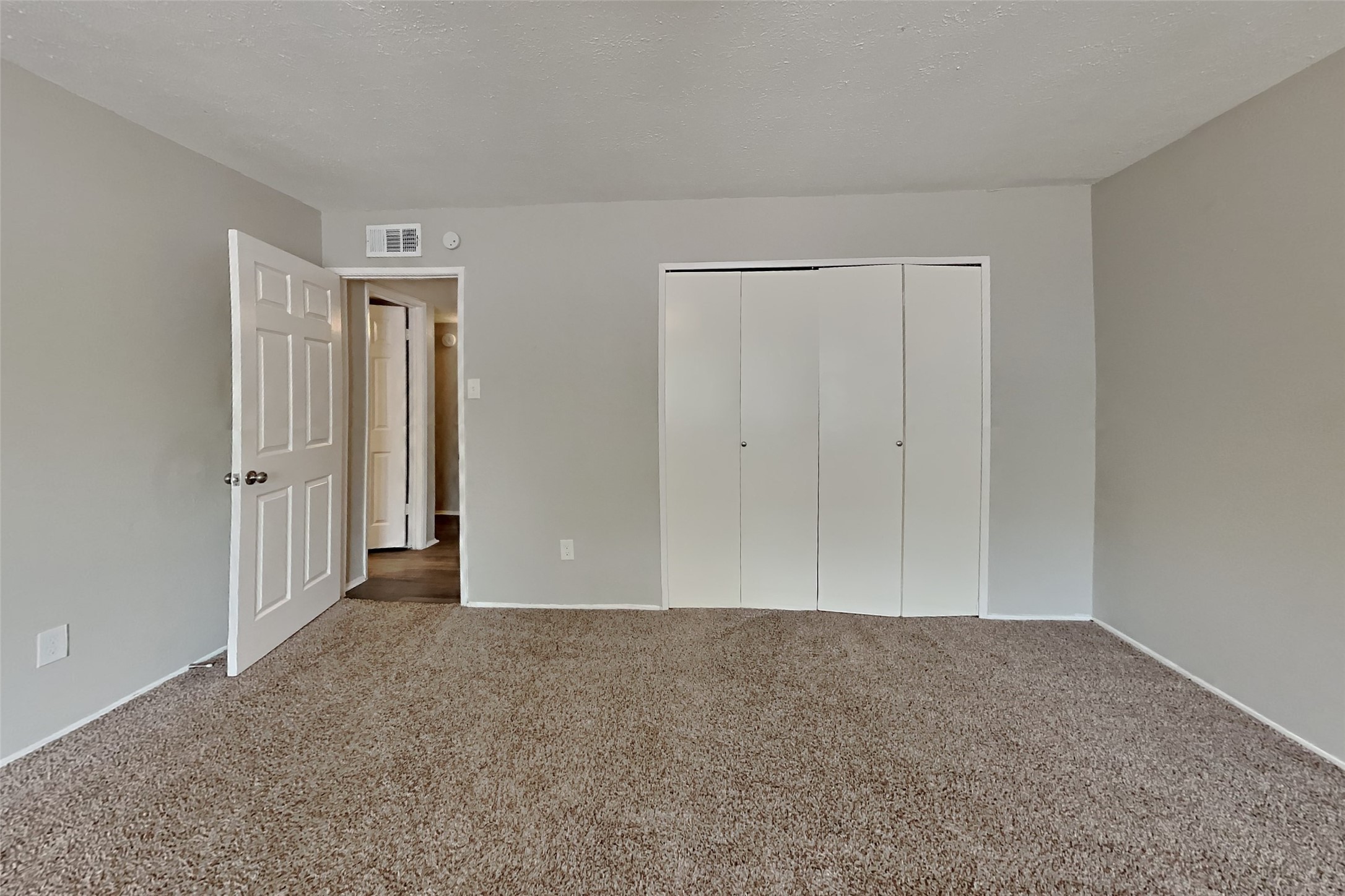 6714 Loch Langham Drive Property Photo 9
