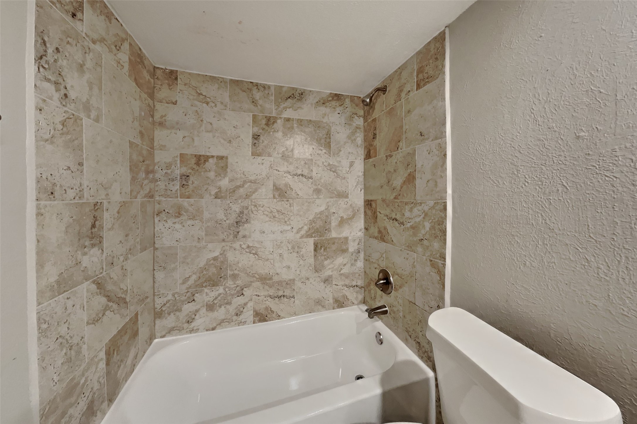 6714 Loch Langham Drive Property Photo 16