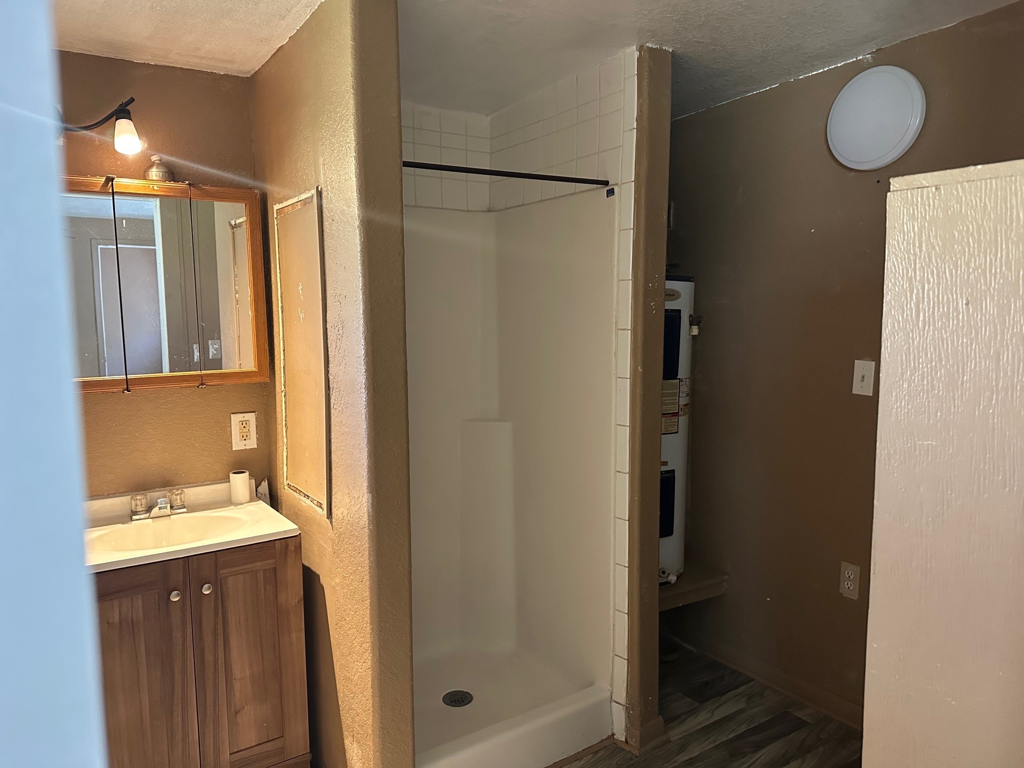 310 S Avenue D Property Photo 6