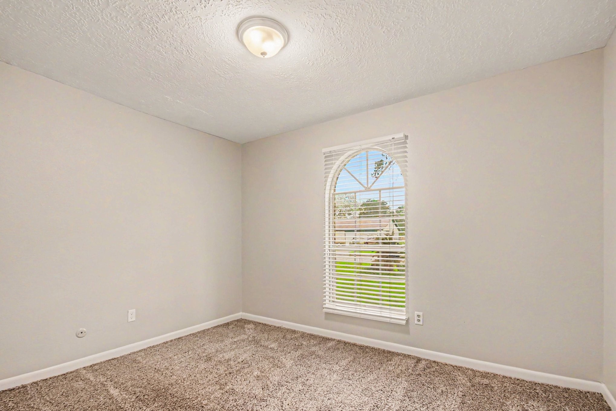 1917 Coupland Drive Property Photo 12