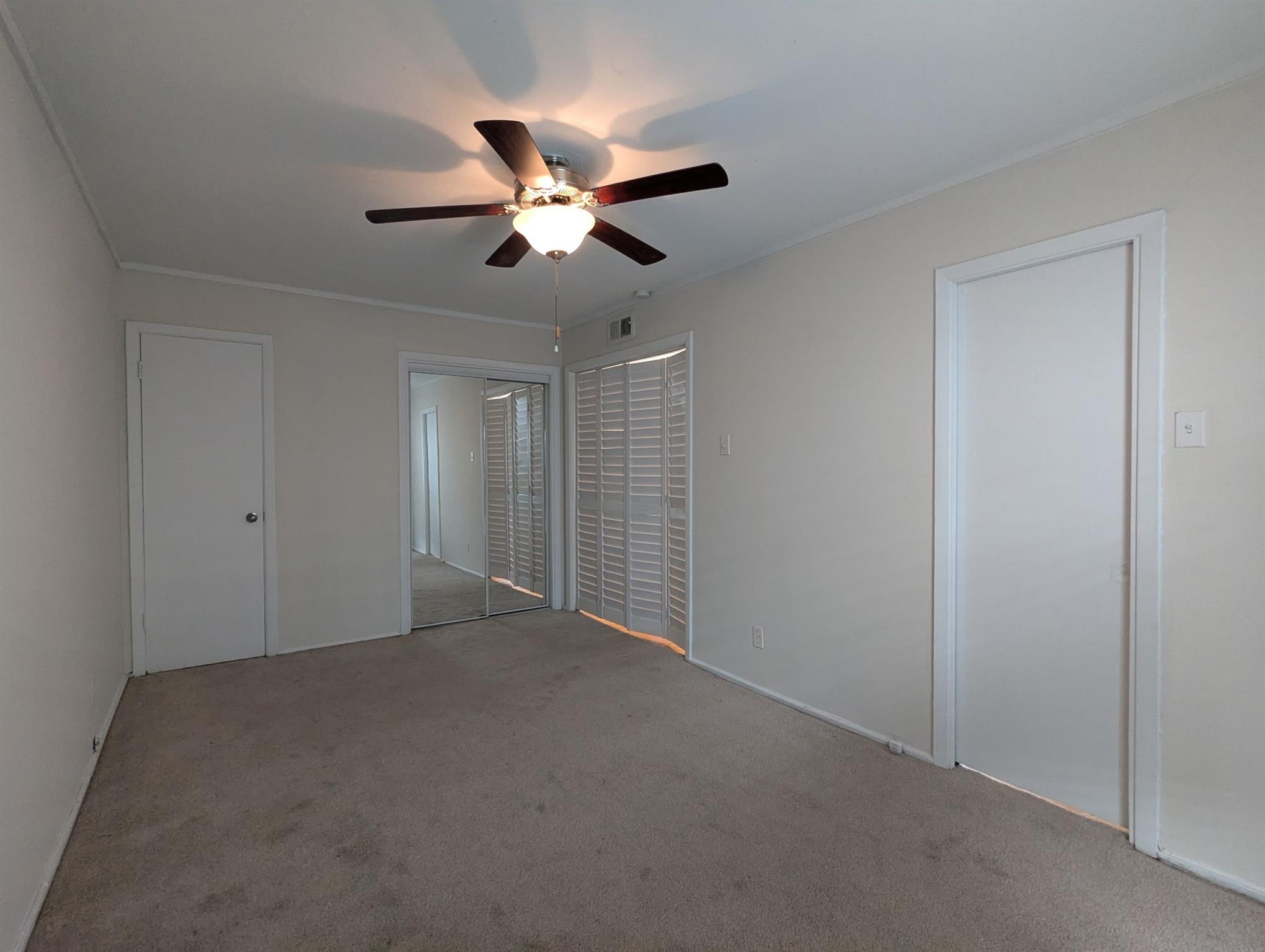 1000 Heights Boulevard 15 Property Photo 5