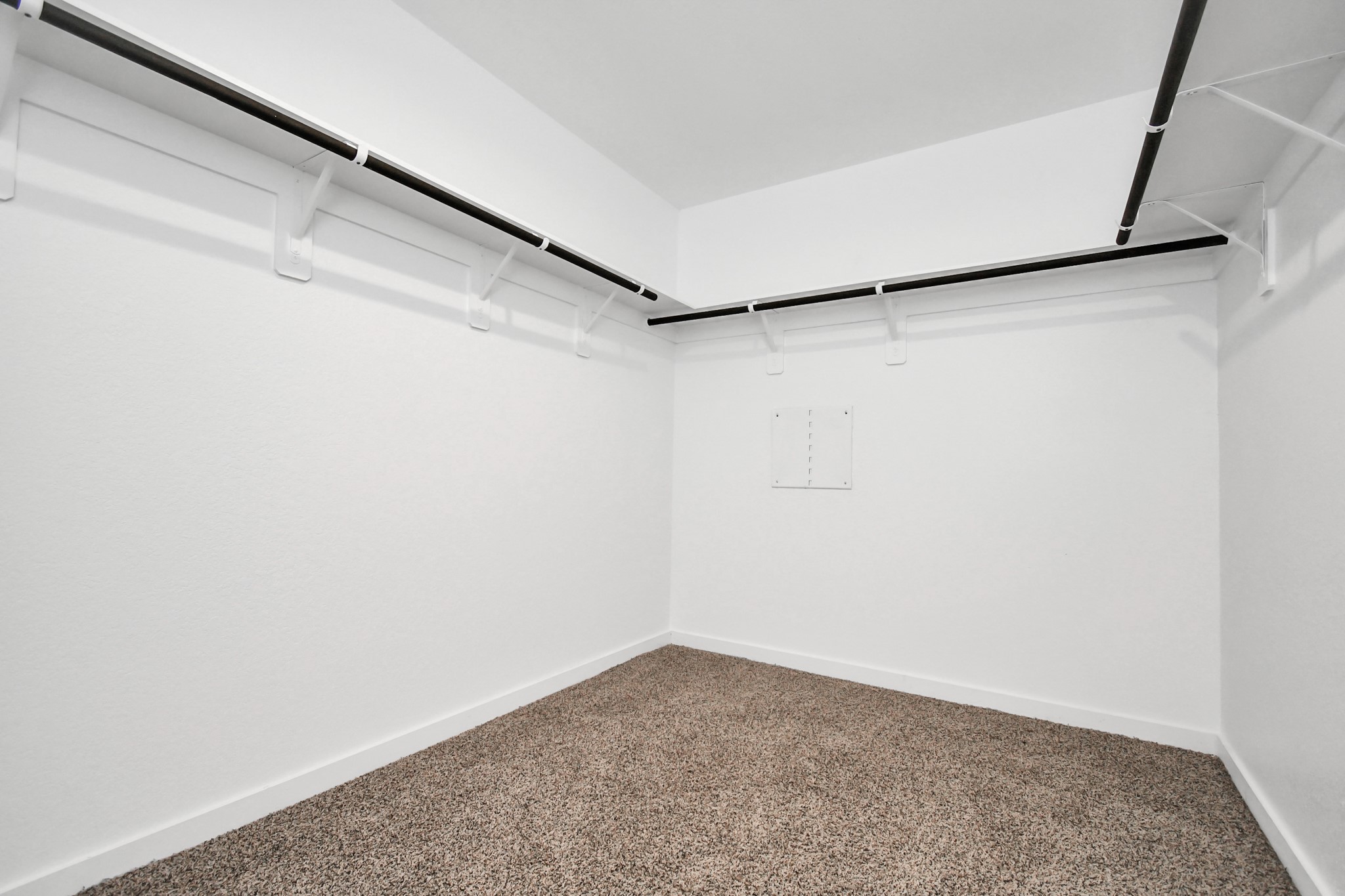 29935 Gallatin River Lane Property Photo 23