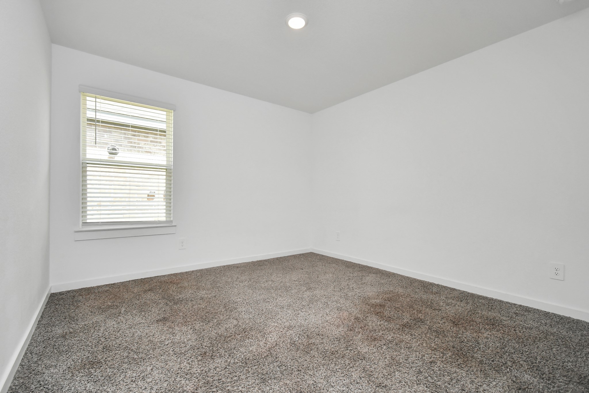 29935 Gallatin River Lane Property Photo 27