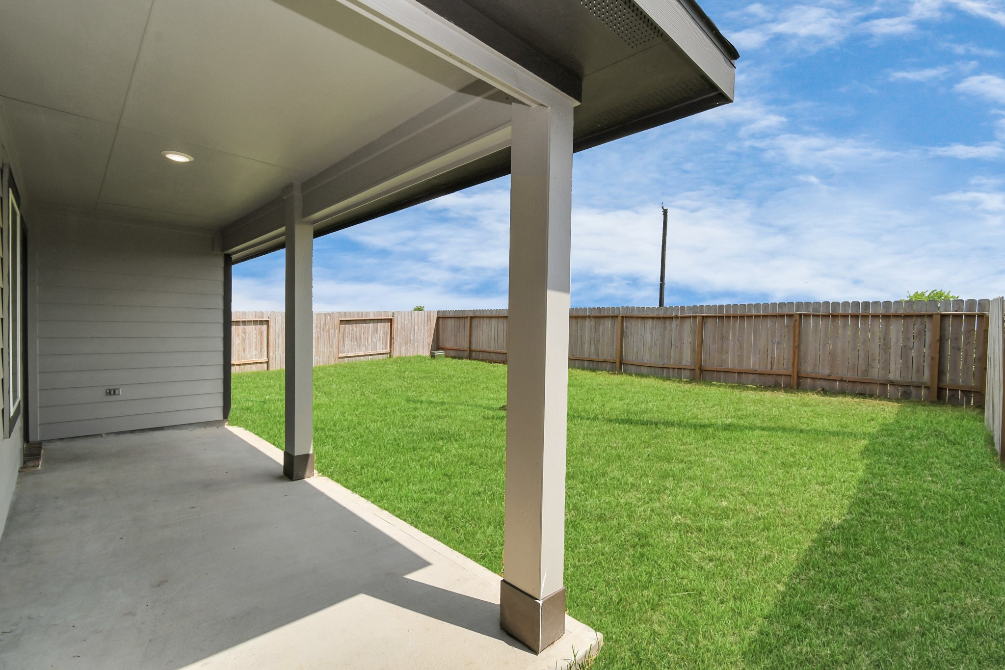 29935 Gallatin River Lane Property Photo 32