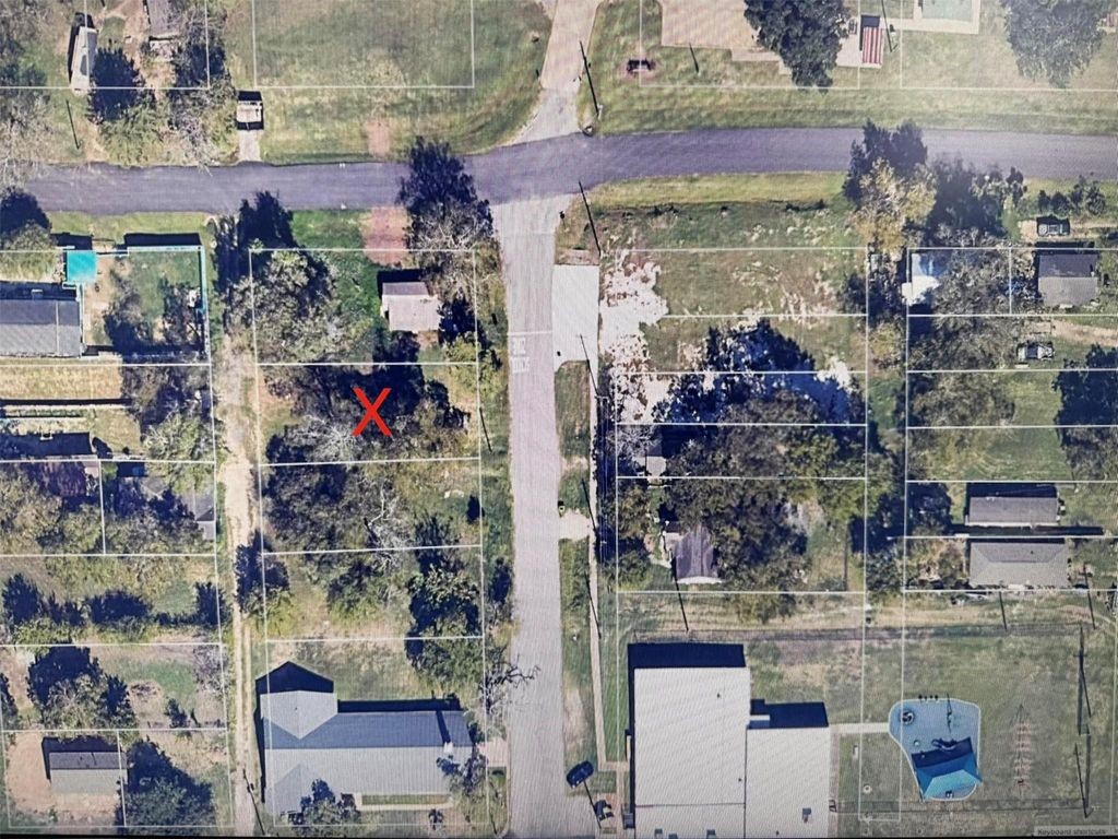 204 3rd Street Property Photo 5