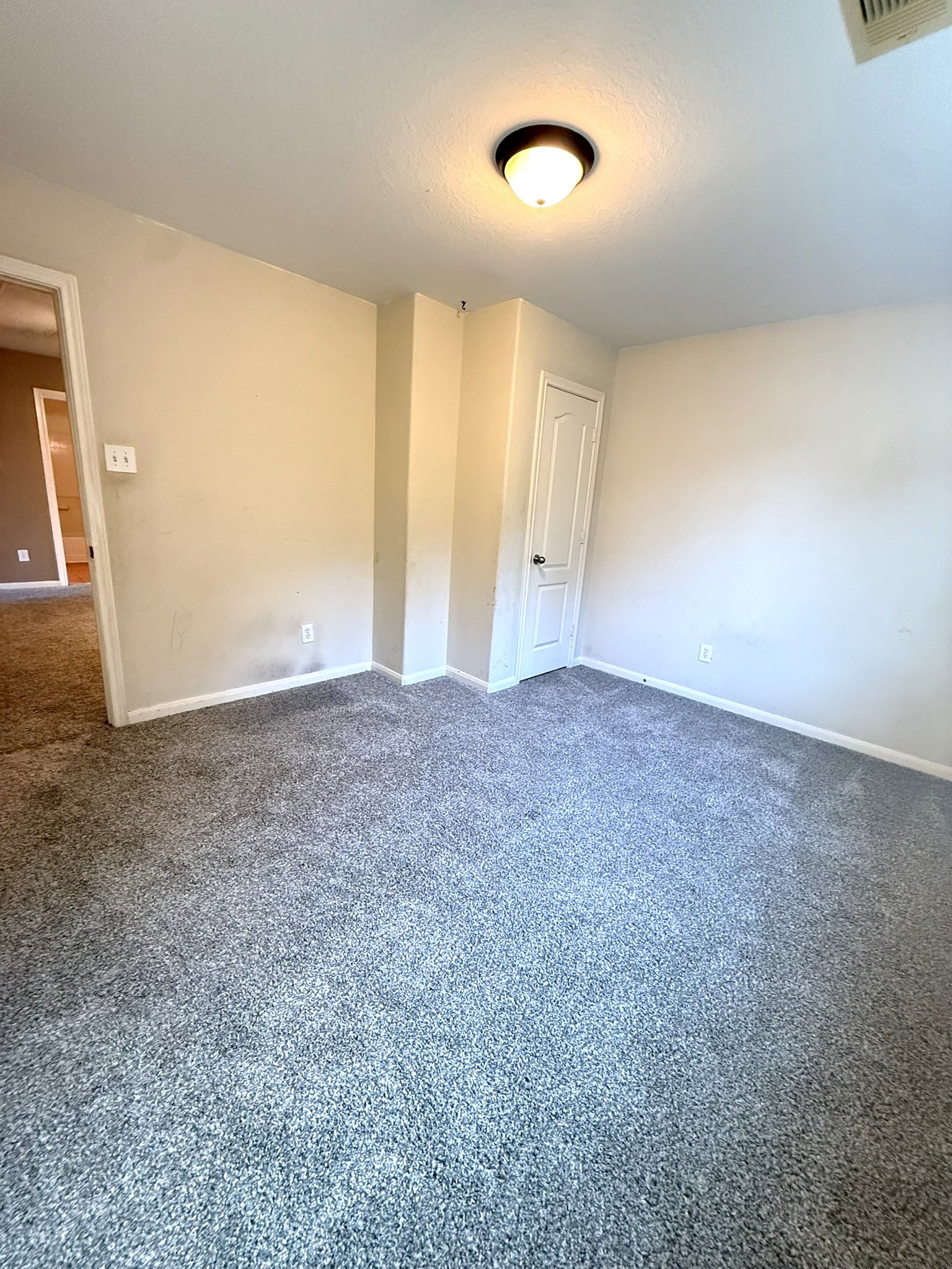 9429 Lambright Road Property Photo 11