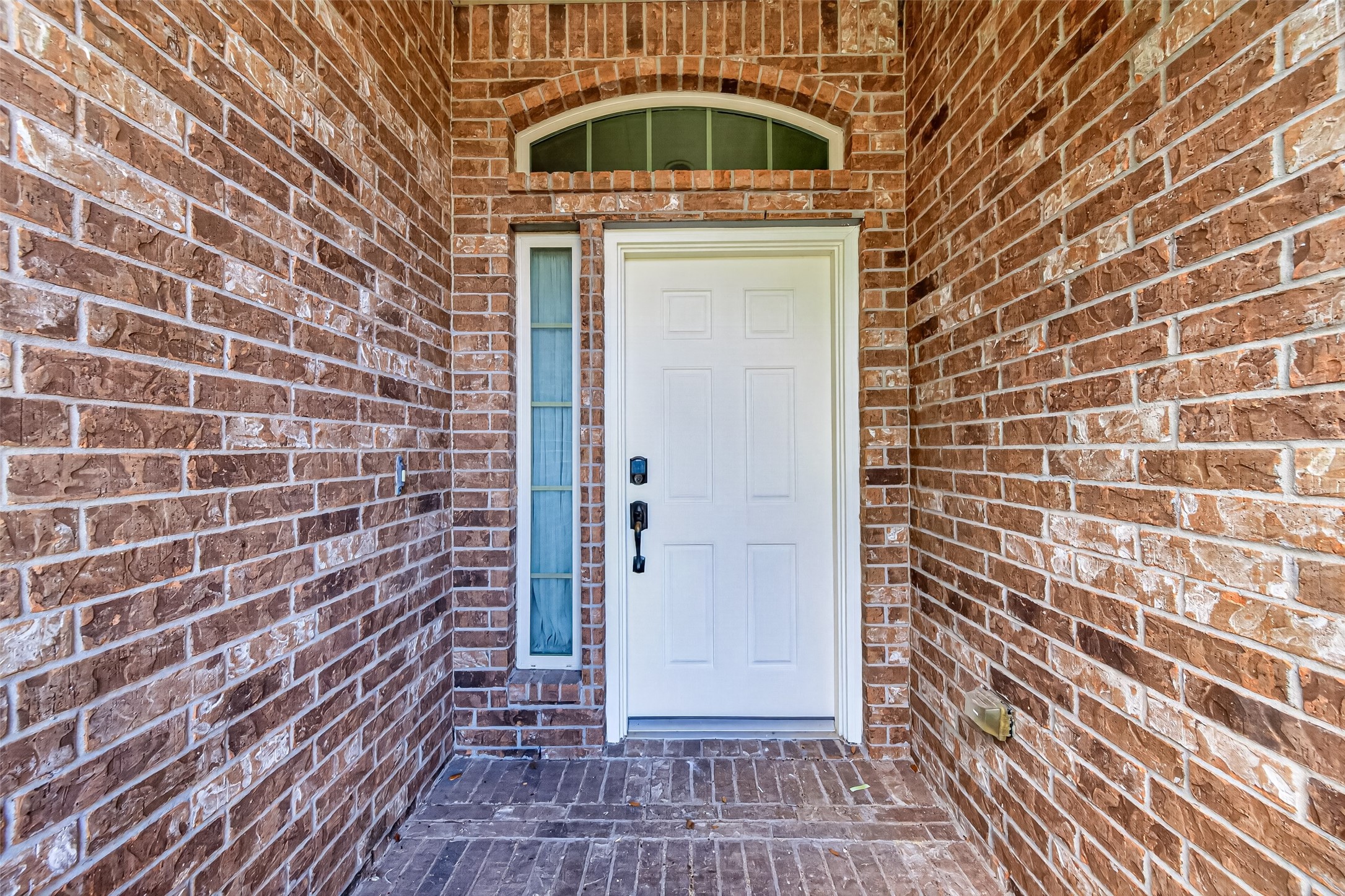 6847 Tammany Manor Lane Property Photo 4
