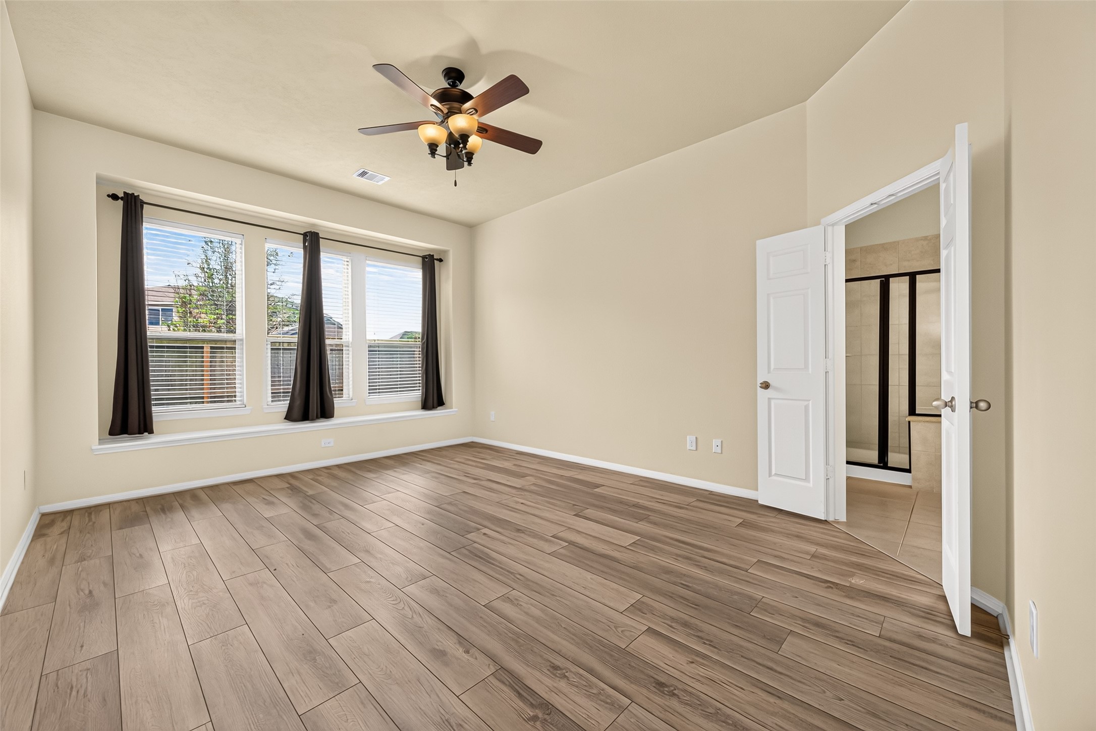 6847 Tammany Manor Lane Property Photo 15